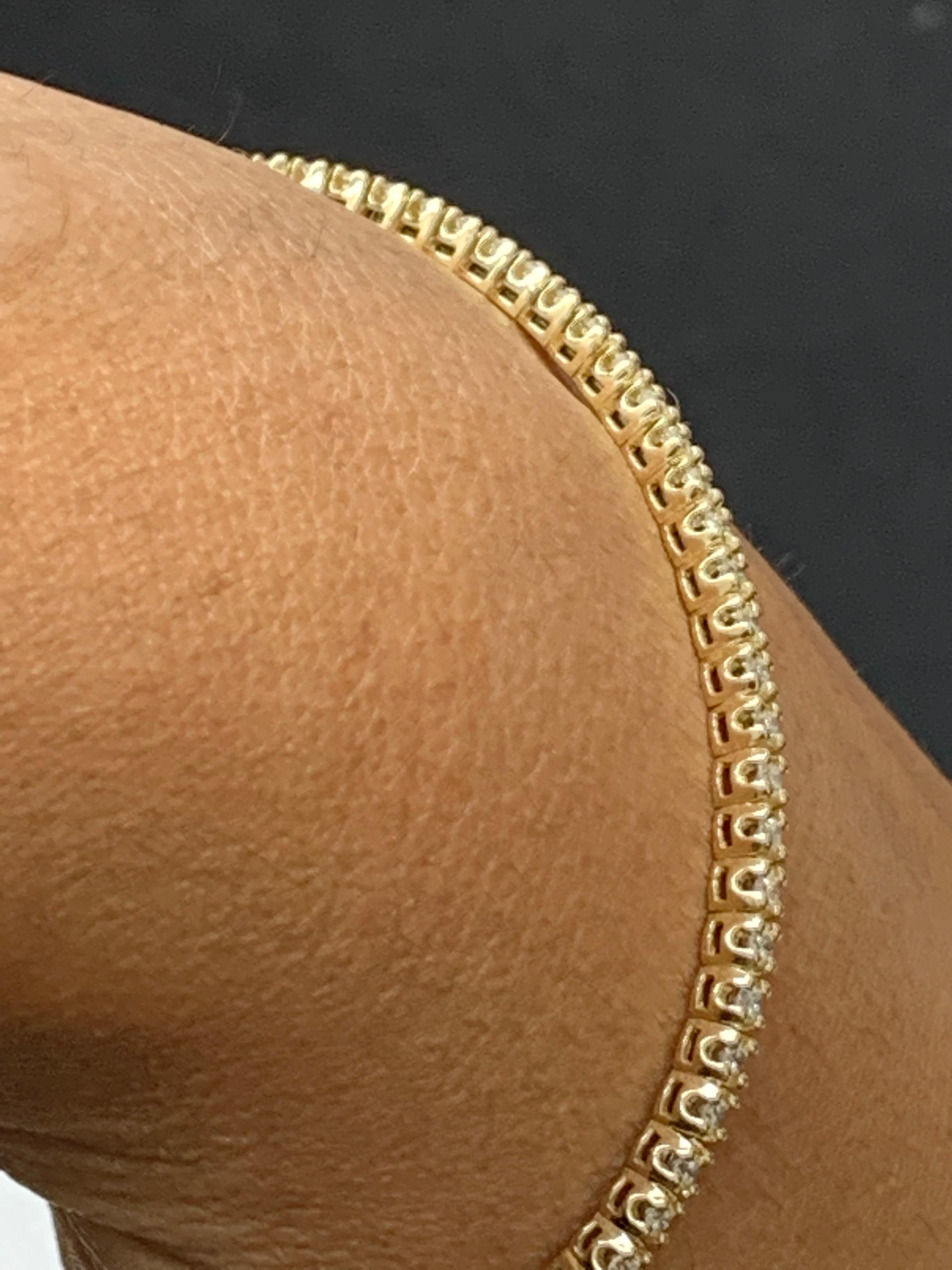 0.66 Carat Brilliant Round Cut Diamond Yellow Gold Bangle Bracelet in 14K For Sale 9