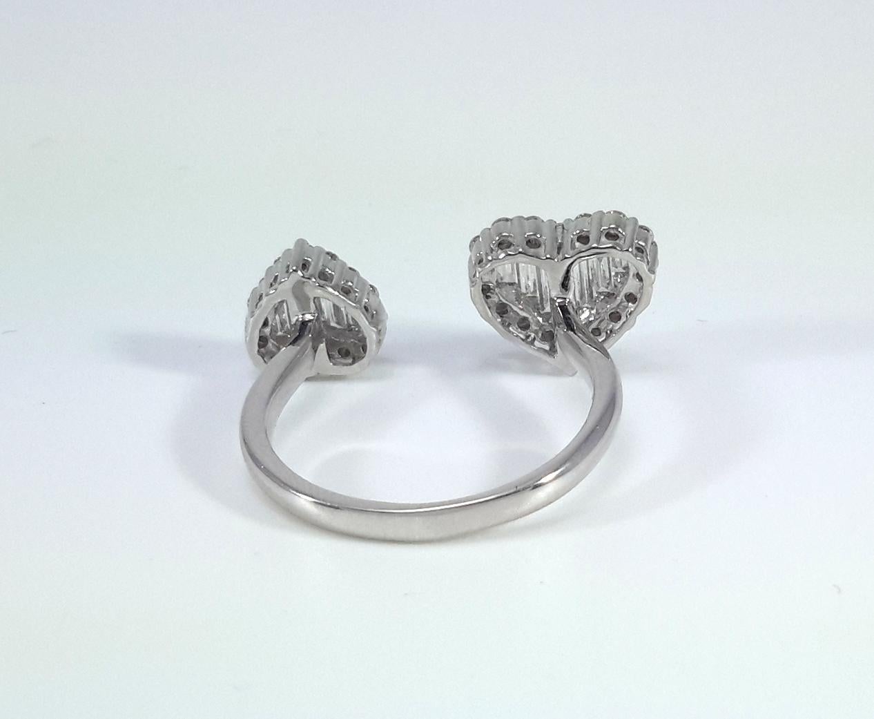 0,66 Karat Diamant Herz Manschettenring im Angebot 1