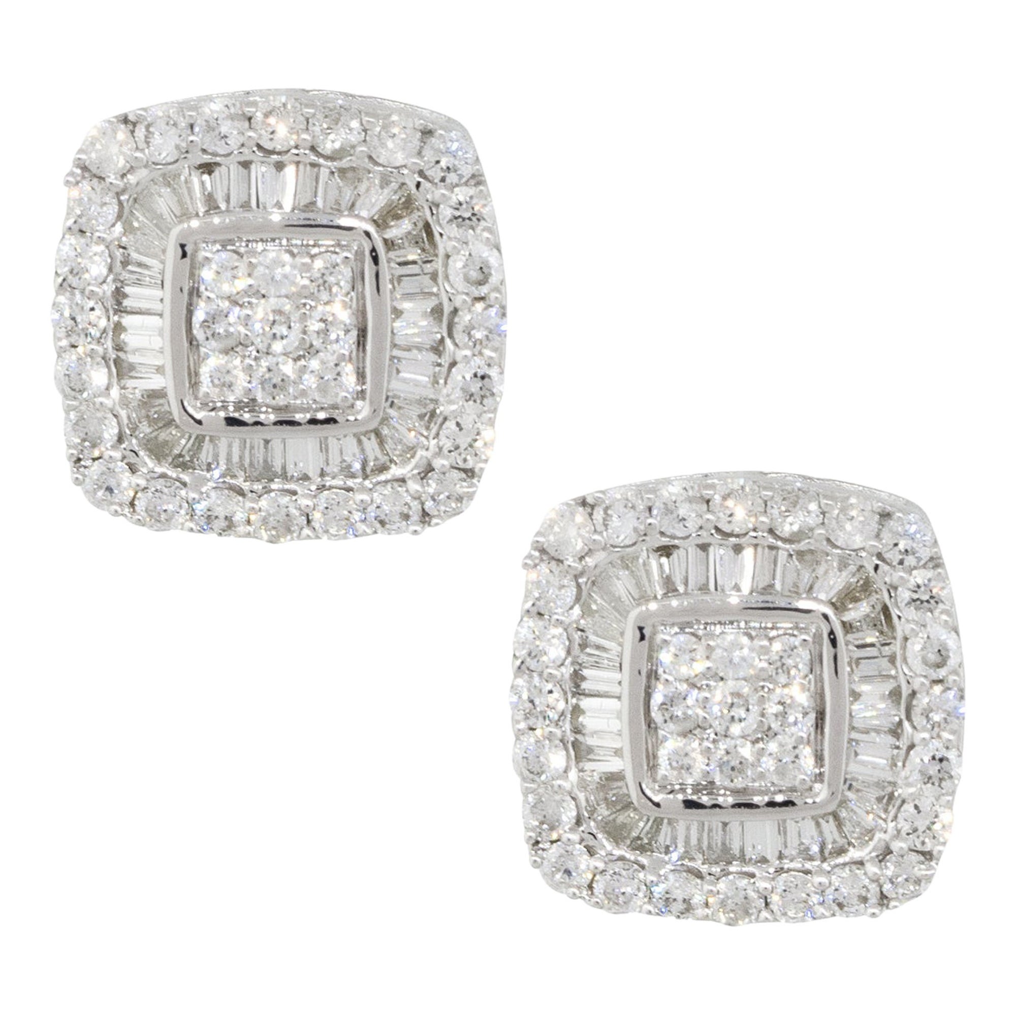 Clous d'oreilles en or 14 carats sertis de diamants pavés de 0,66 carat, en stock