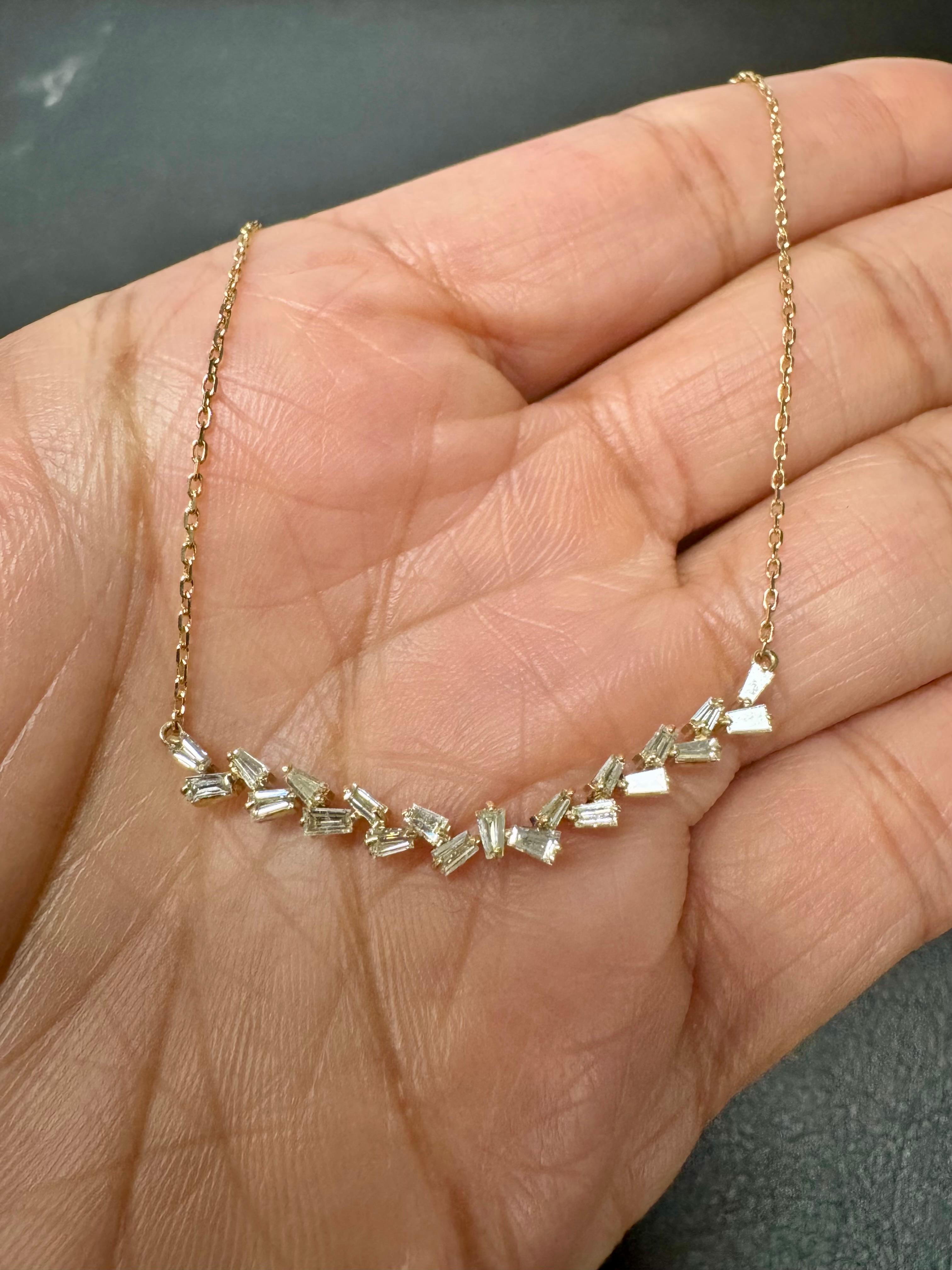 0.66 Carat Natural Diamond Yellow Gold Bar Chain Necklace For Sale 3
