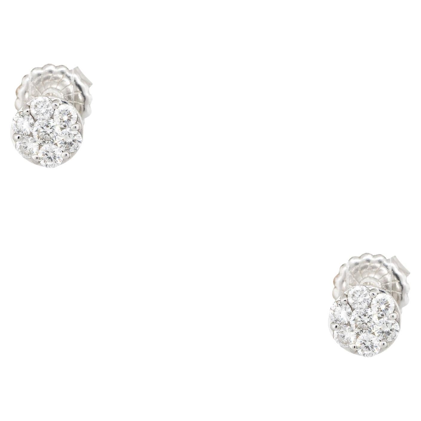 0.66 Carat Round Brilliant Diamond Cluster Earrings 14 Karat En stock