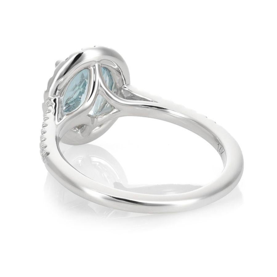 Brilliant Cut Natural Blue Aquamarine Gemstone 0.66 carats set in 14K White Gold with Diamonds For Sale
