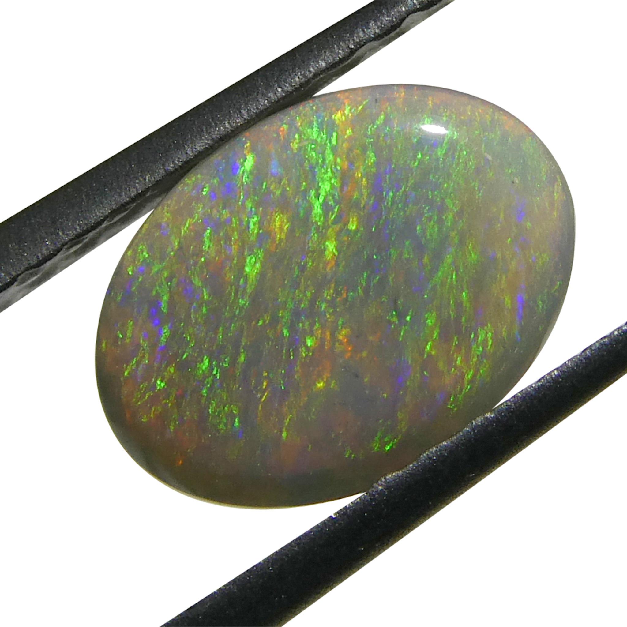 Ópalo gris cabujón oval de 0.66 ct de Australia Corte oval en venta