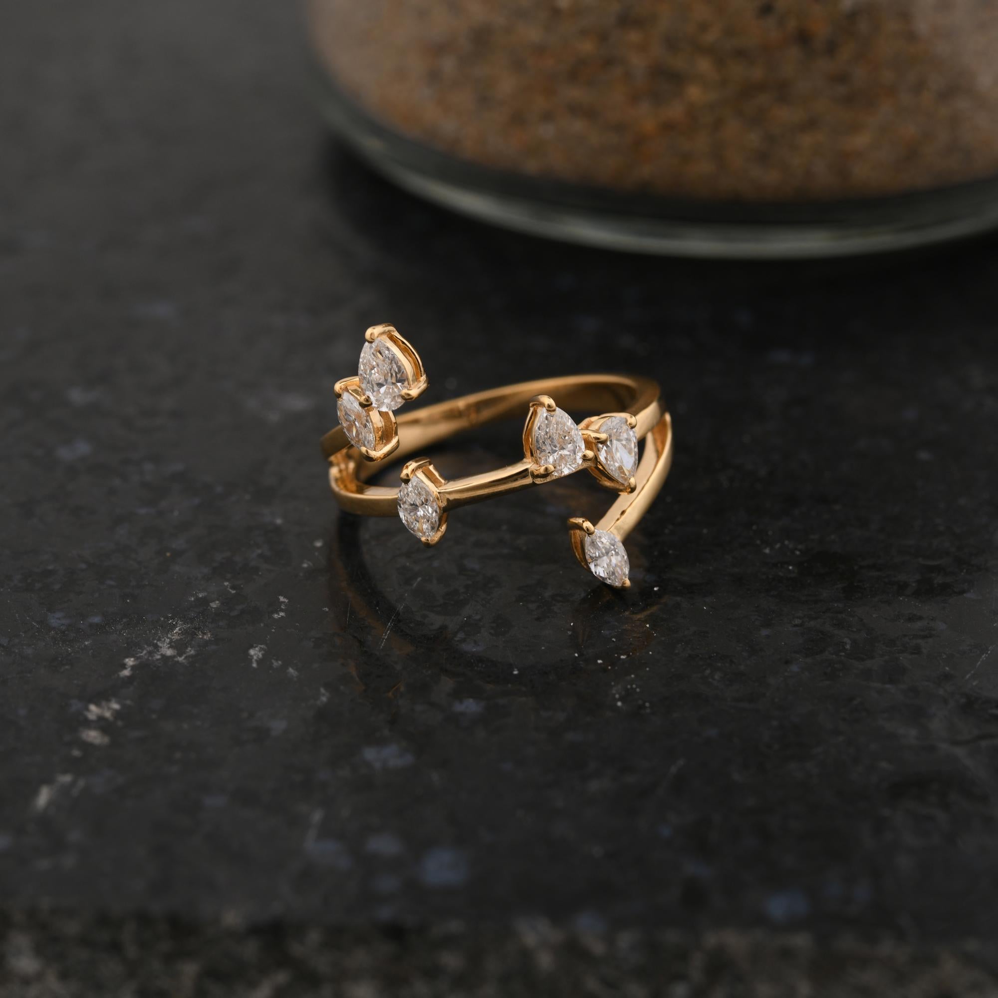 0.67 Carat SI Clarity HI Color Pear & Maquise Ring 14 Karat White Gold Jewelry In New Condition For Sale In Diera, Dubai