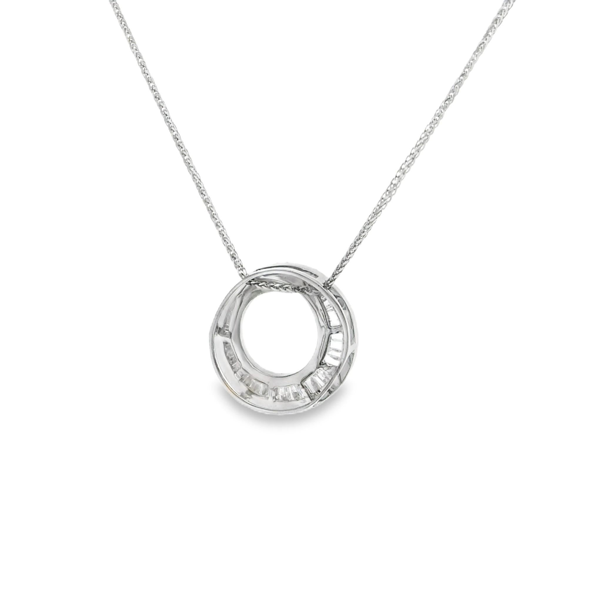 0.67 CT Baguette Round Diamonds 18K Gold Circle Pendant 14K Gold Chain Necklace In condizioni Nuovo in vendita a Los Angeles, CA