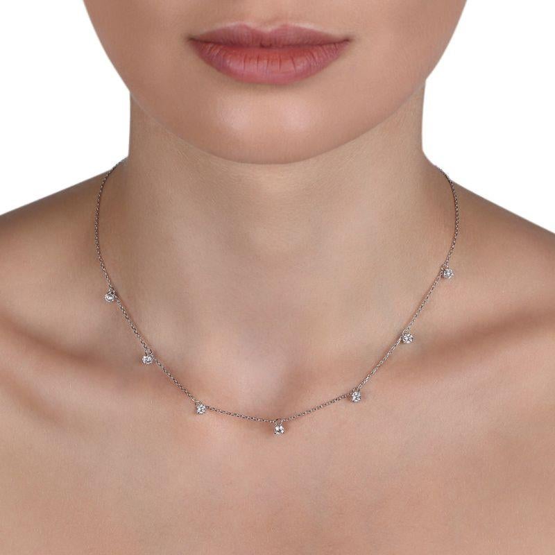 Collier à breloques en or jaune 18 carats et 0,67 ct de diamants

0.67-0.92 Cts de diamants, couleur G-H, pureté VS-SI
2.7-3.1 Grammes d'or jaune 18K
Disponible dans une autre option de couleur : Or blanc
Disponible en d'autres Poids : 0.92Cts

Il