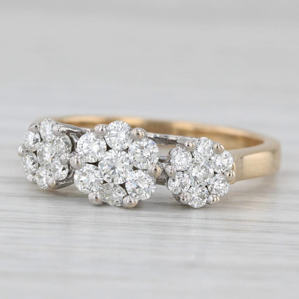 Bague de fiançailles en or blanc et jaune 18 carats avec grappes de diamants de 0,67 ctw, taille 7,25 en vente 1