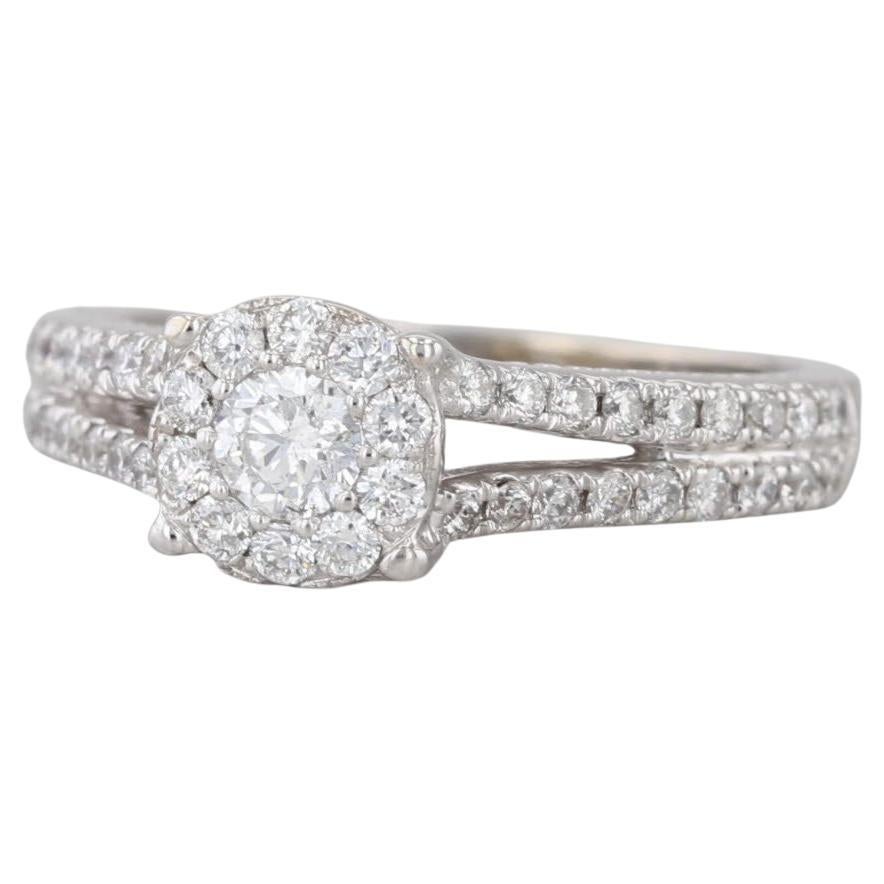 0.67ctw Anillo de Compromiso de Diamantes 14k Oro Blanco Tamaño 6.25 Anillo Catedral
