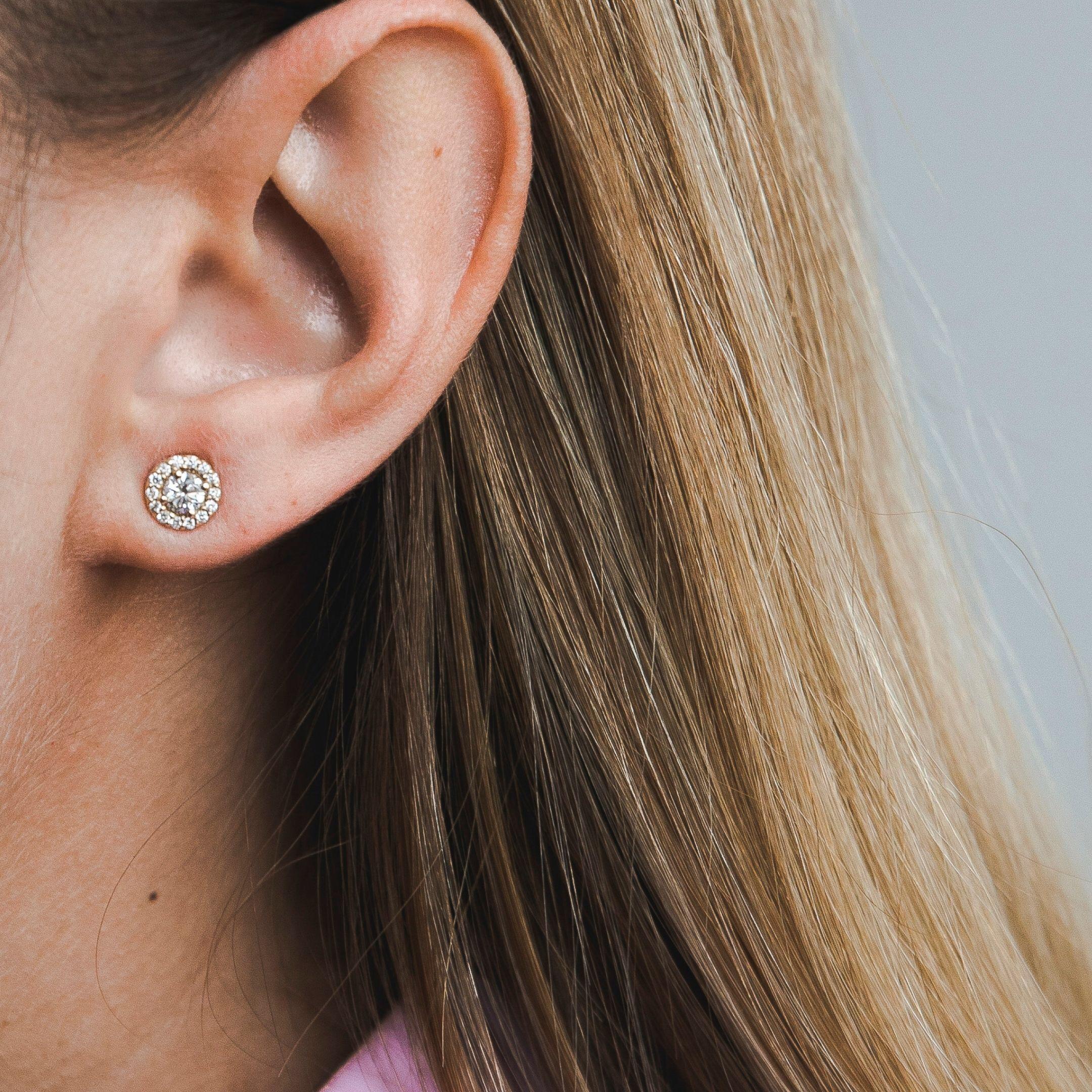 1/4 cttw round diamond stud earrings 14k gold