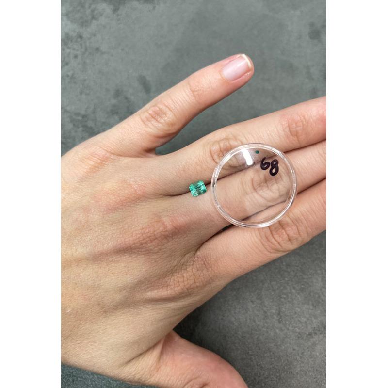 0,68 Karat natürlicher loser kolumbianischer Smaragd-Emerald-Schliff im Zustand „Neu“ im Angebot in Jupiter, FL