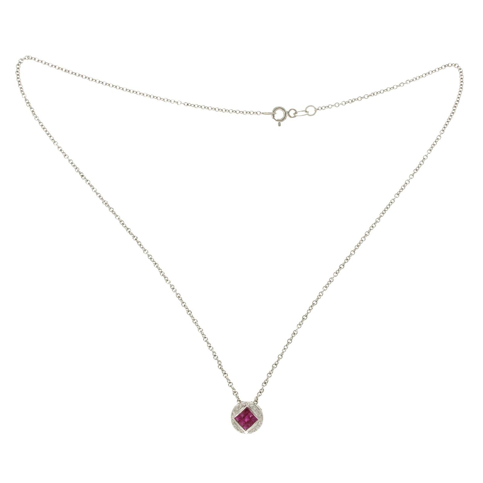 0.68 Carat Natural Ruby and 0.10 Carat Diamonds 14 Karat Gold Round Necklace In New Condition For Sale In Los Angeles, CA