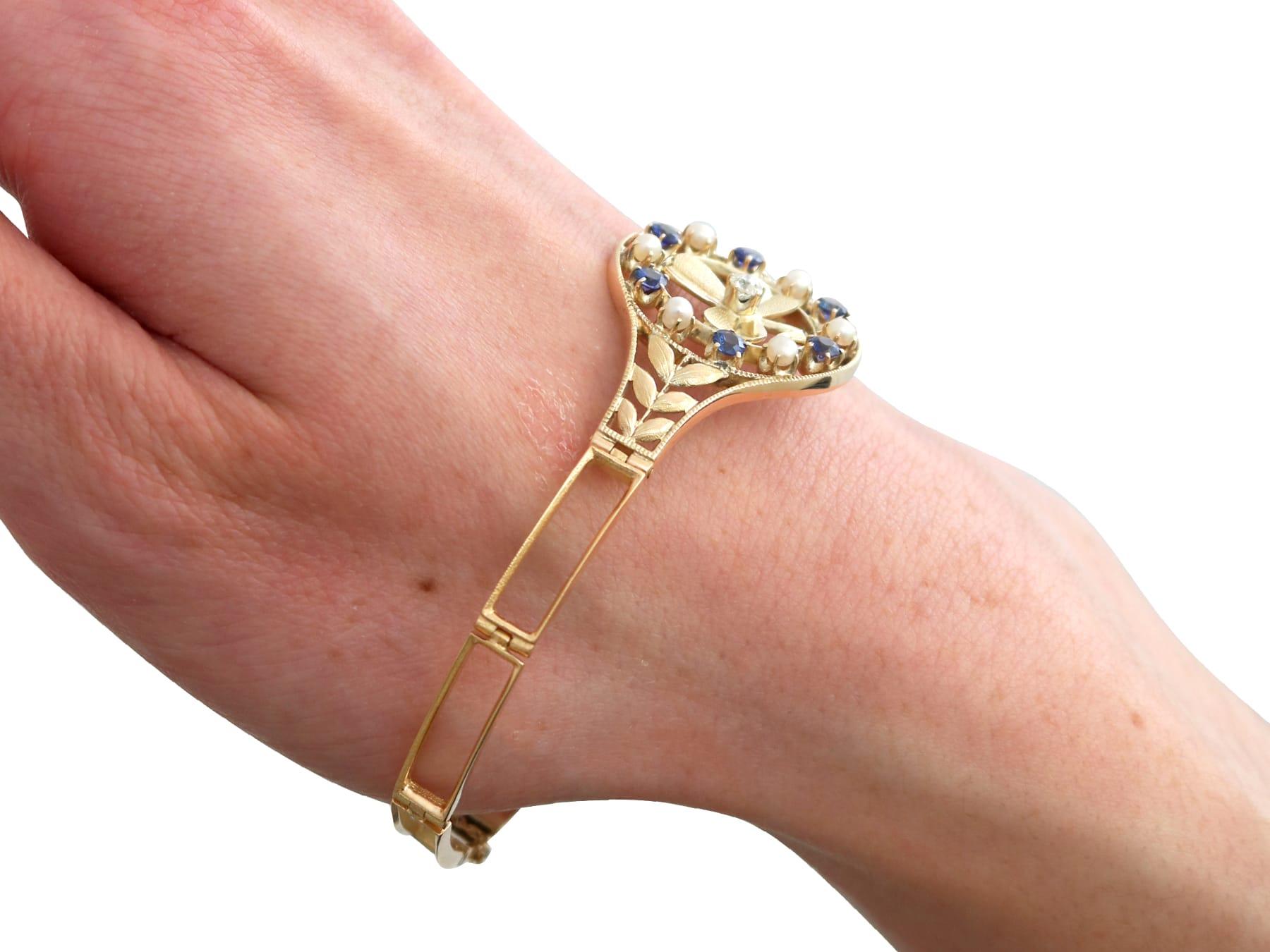 Bracelet en or jaune 18 carats, saphir de 0,68 carat, diamant de 0,15 carat, perle naturelle en vente 9