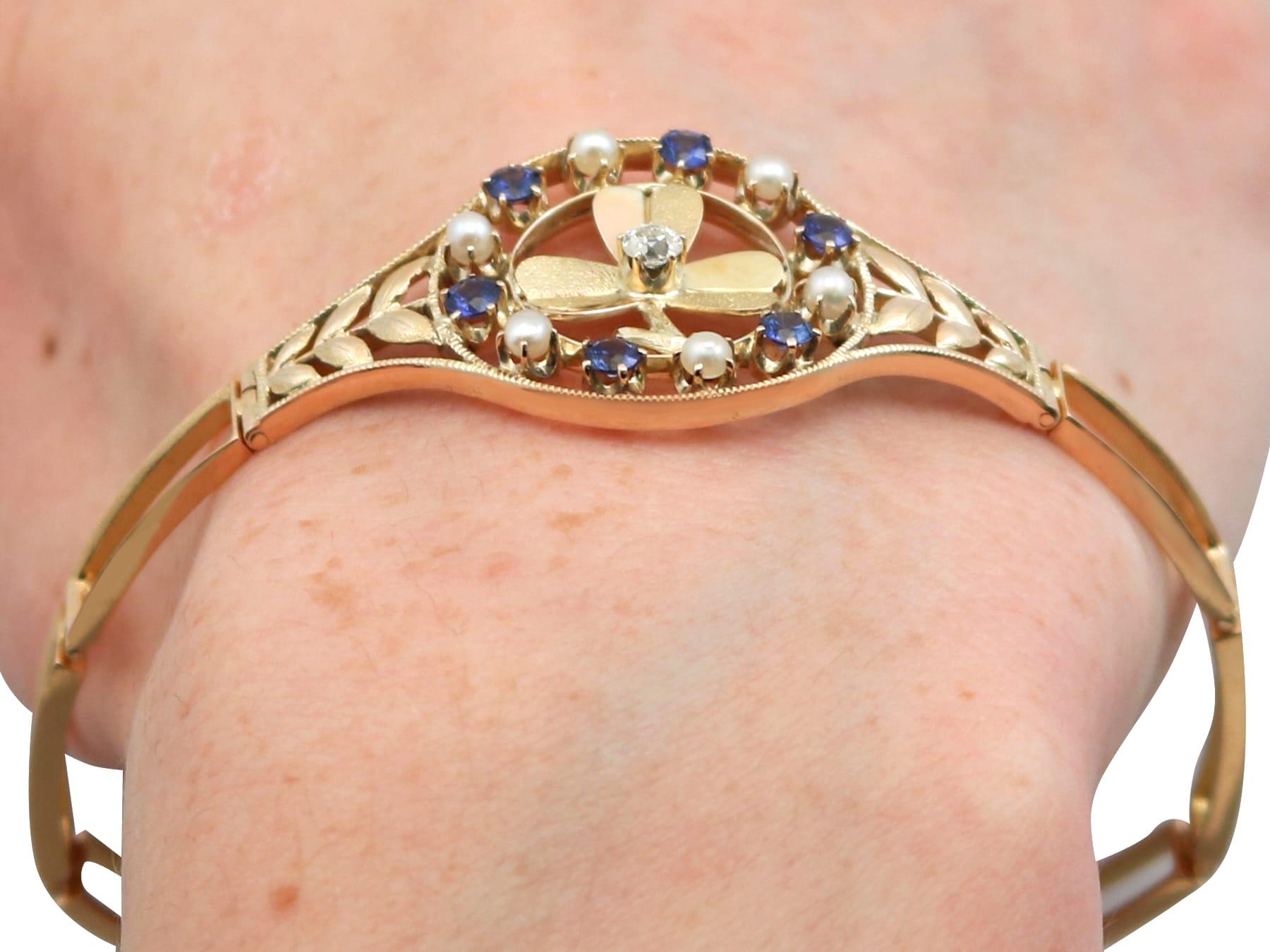 Bracelet en or jaune 18 carats, saphir de 0,68 carat, diamant de 0,15 carat, perle naturelle en vente 10