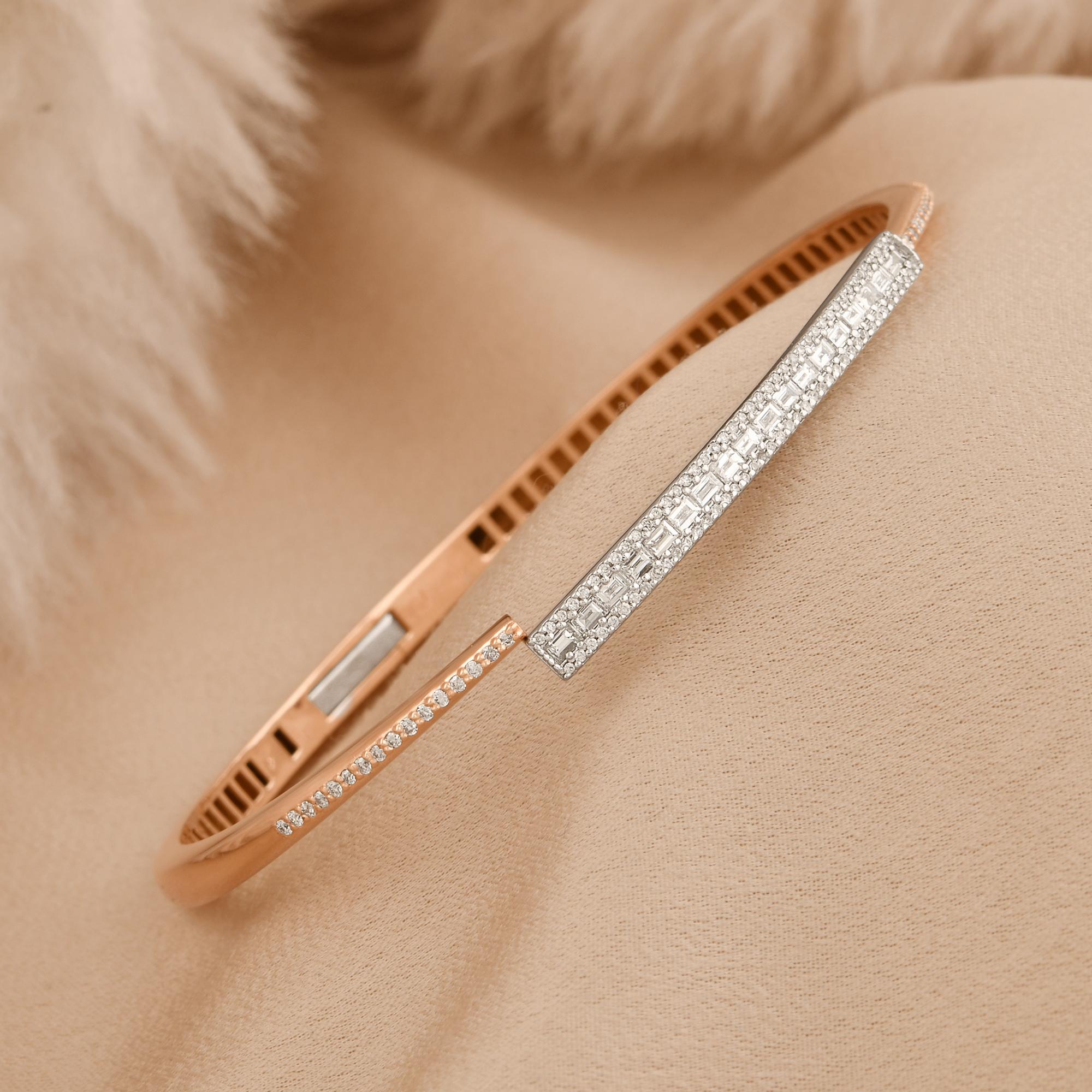 Modern 0.68 Carat SI/H Baguette Diamond Bar Bangle Bracelet 18k Rose Gold Jewelry For Sale