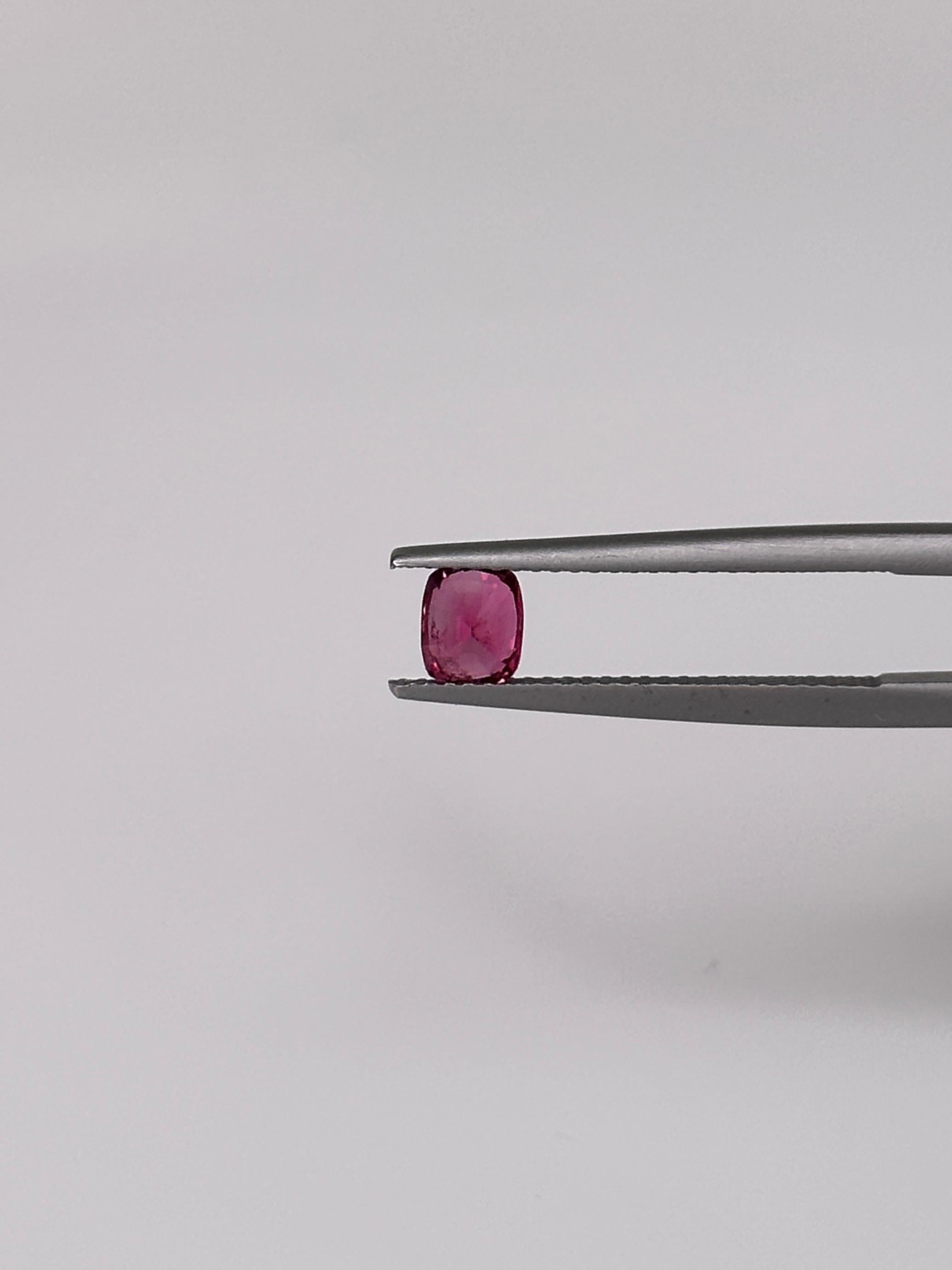 0.68 Carat Vibrant Pink Burmese Spinel For Sale 2