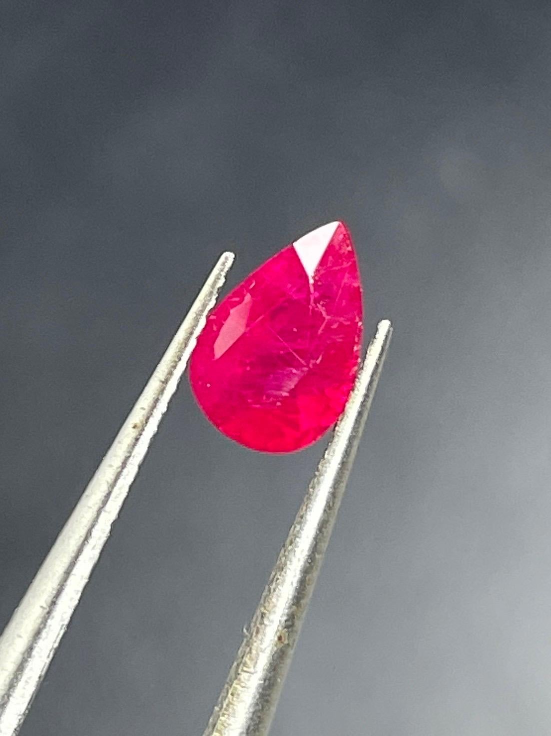 0.68 Ct GIA Certificate Natural Ruby Burma unheated Pigeon Blood color gemstone For Sale 2