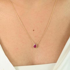 Chaîne collier pendentif en or jaune massif 18 carats avec rubis naturel taille poire de 0,68 carat