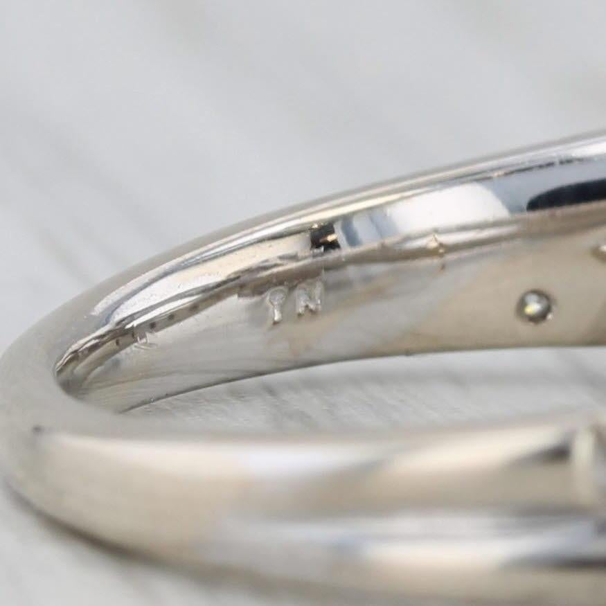 0.68ctw Anillo de compromiso con halo de diamantes redondos Oro blanco 14k Talla 8 en venta 3