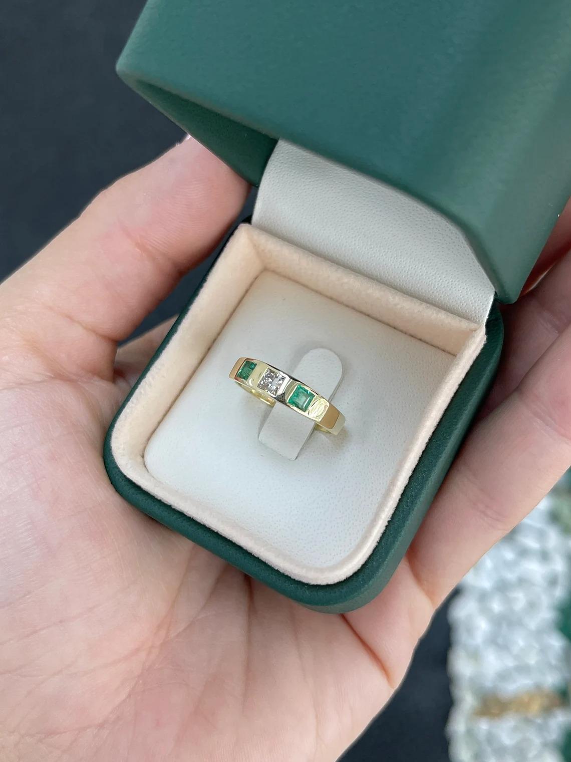0.68tcw 14K Natural Princess Cut Emerald & Diamond Trilogy 3Stone Bezel Ring For Sale 2