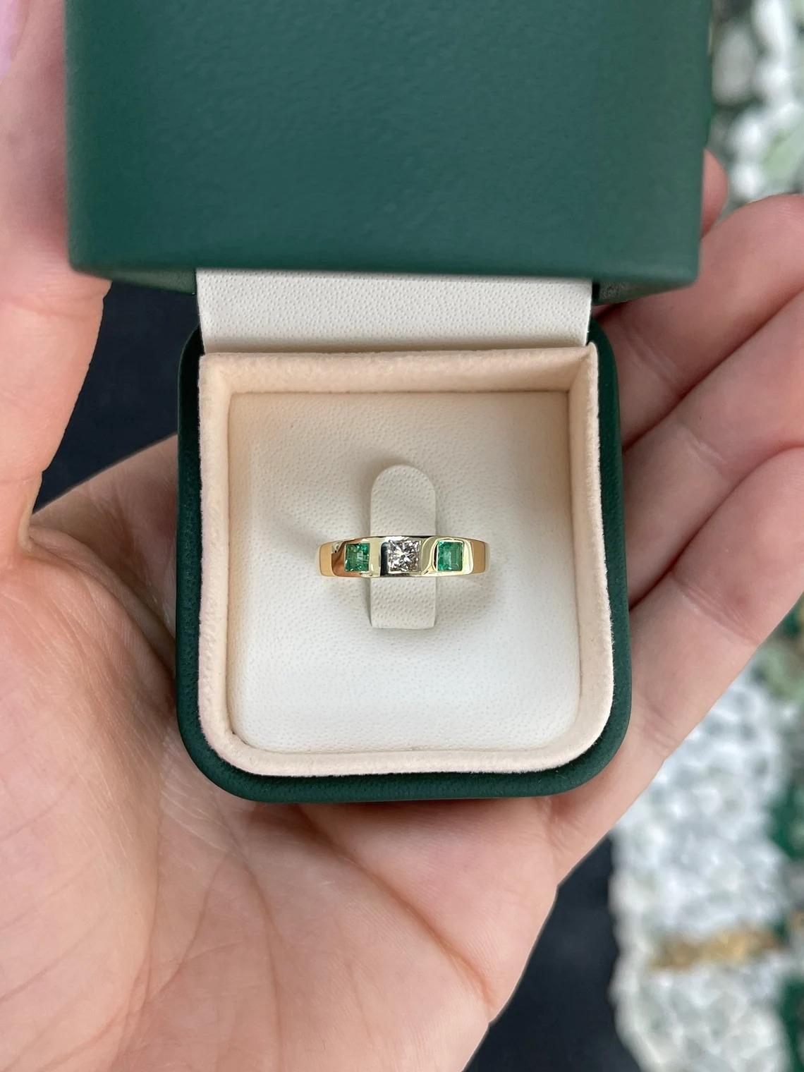 0.68tcw 14K Natural Princess Cut Emerald & Diamond Trilogy 3Stone Bezel Ring For Sale 4