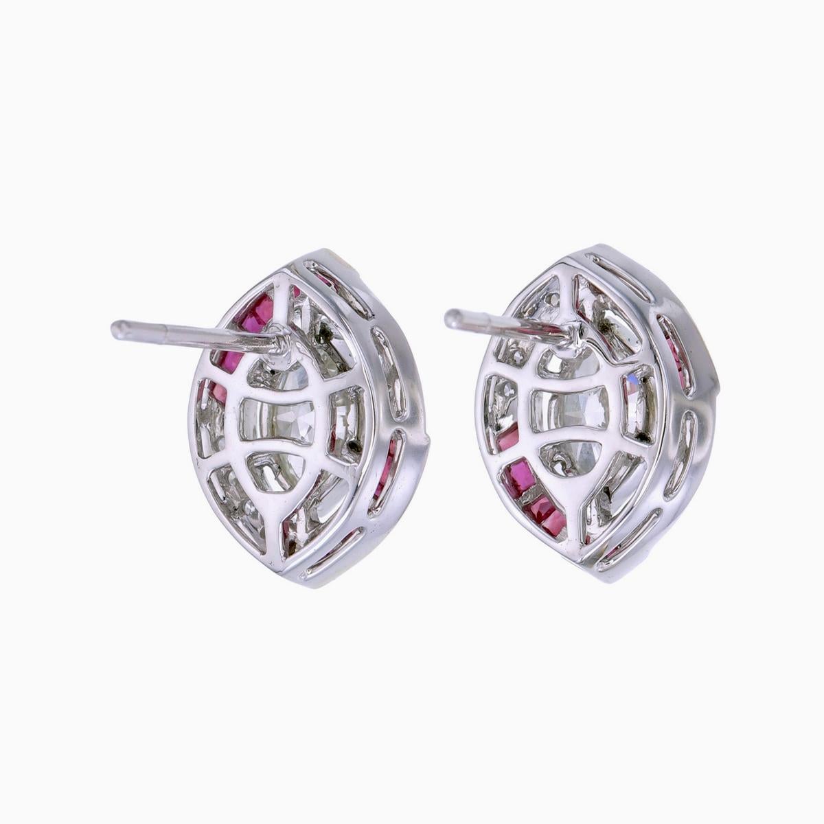 Quadrato 0.69 Carat Burma Ruby And Diamond Earrings In 18 Karat White Gold in vendita
