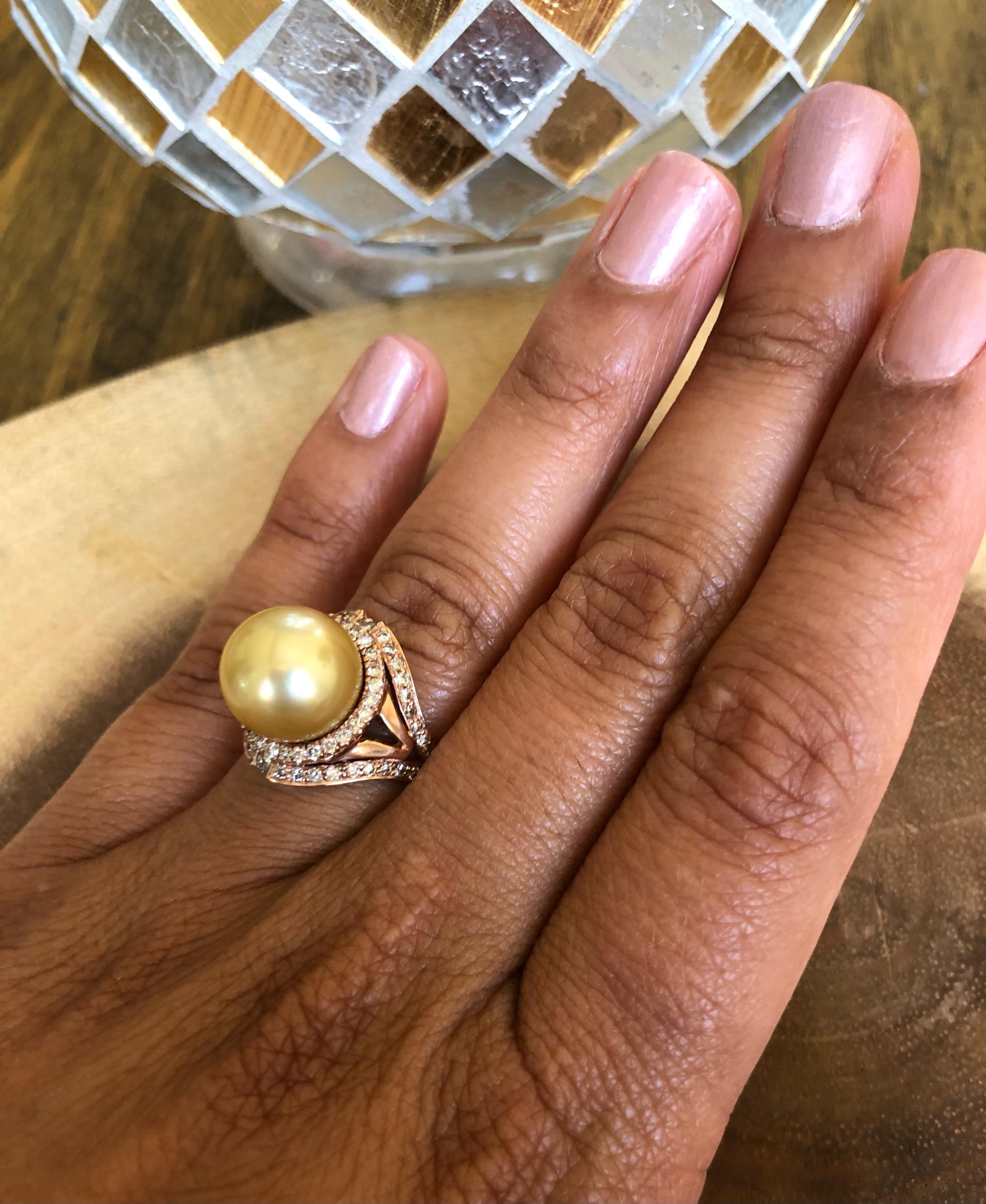 0.69 Carat Diamond South Sea Pearl 14 Karat Rose Gold Ring In New Condition For Sale In Los Angeles, CA