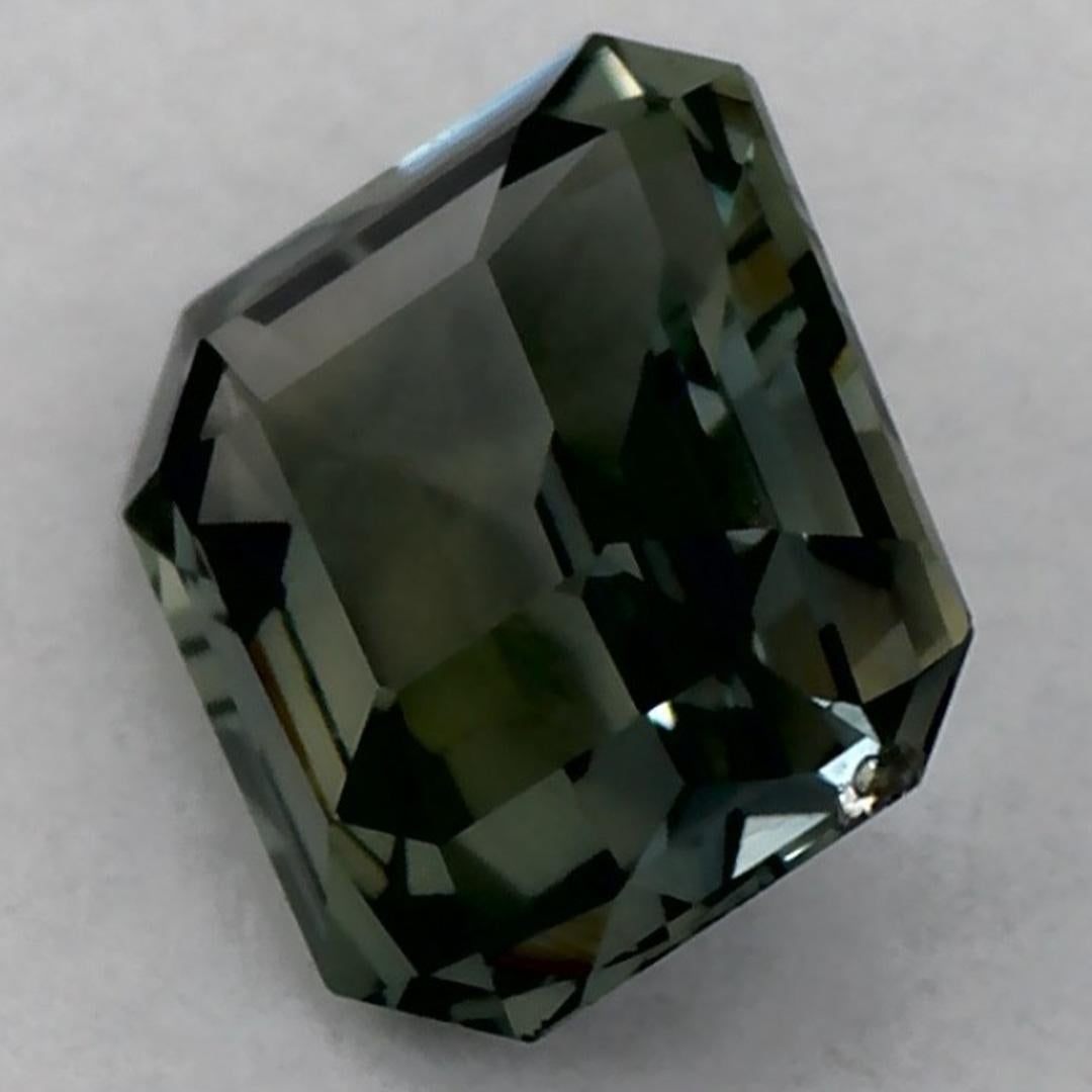 0.69 Ct Green Sapphire Octagon Loose Gemstone (pierre précieuse en vrac) Pour femmes en vente
