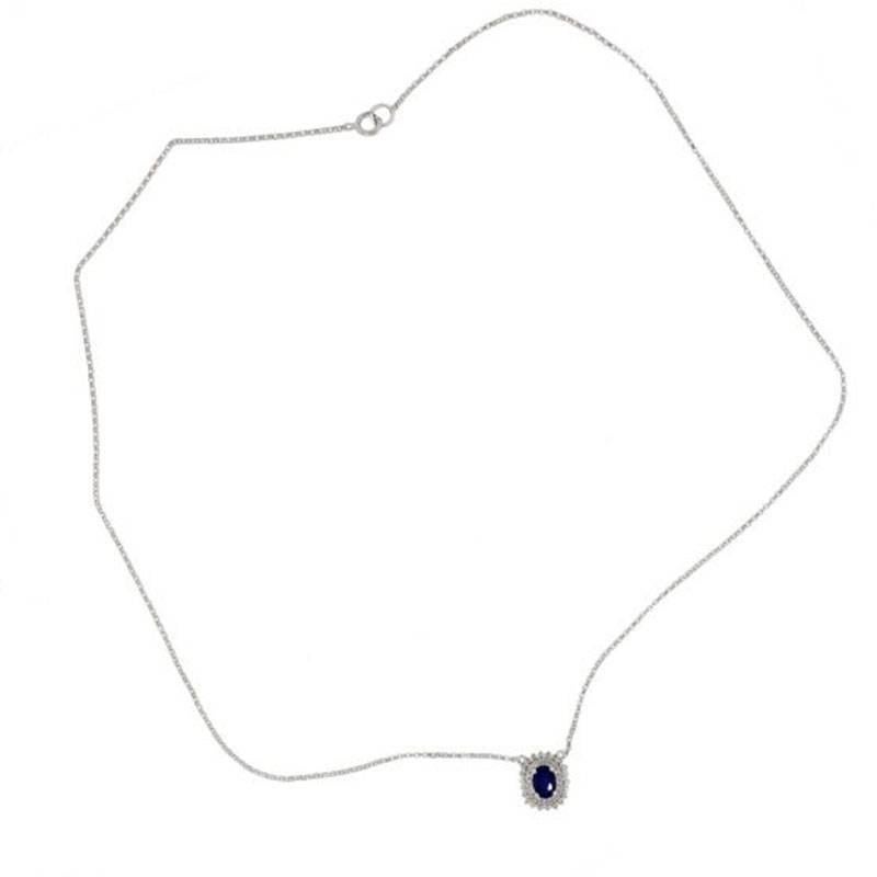 Oval Cut 0.69 Carat Blue Sapphire Necklace