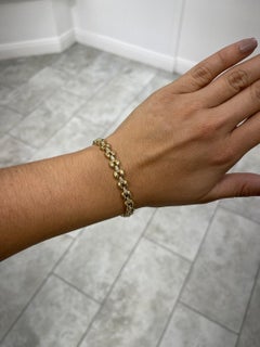 0.69ct Diamond Pave Bracelet – 14K Yellow Gold Round Cluster Interlocking Link