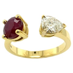 0.69ct G/H/SI Pear Shape Natural Diamond and 1.48ct Round Ruby in 18ct Gold