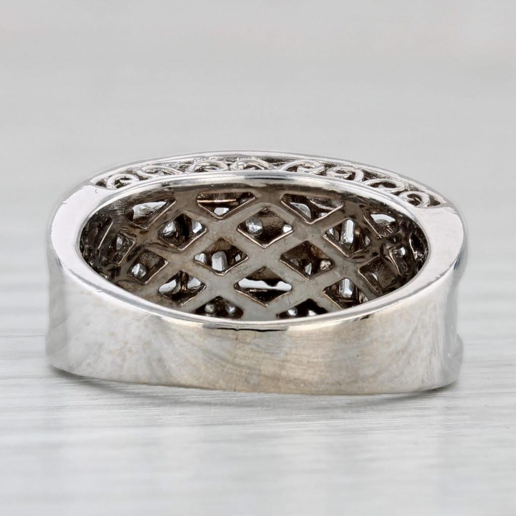 0.69ctw Diamond Flowers Ring 14k White Gold Size 5.25 Cocktail Corte redondo en venta