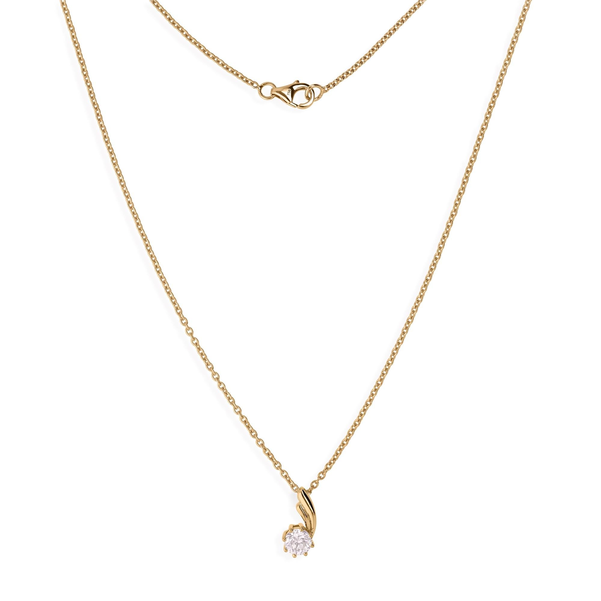 Collana con ciondolo in oro giallo da 0,6 carati con taglio brillante SI/H H. H. In condizioni Nuovo in vendita a Diera, Dubai