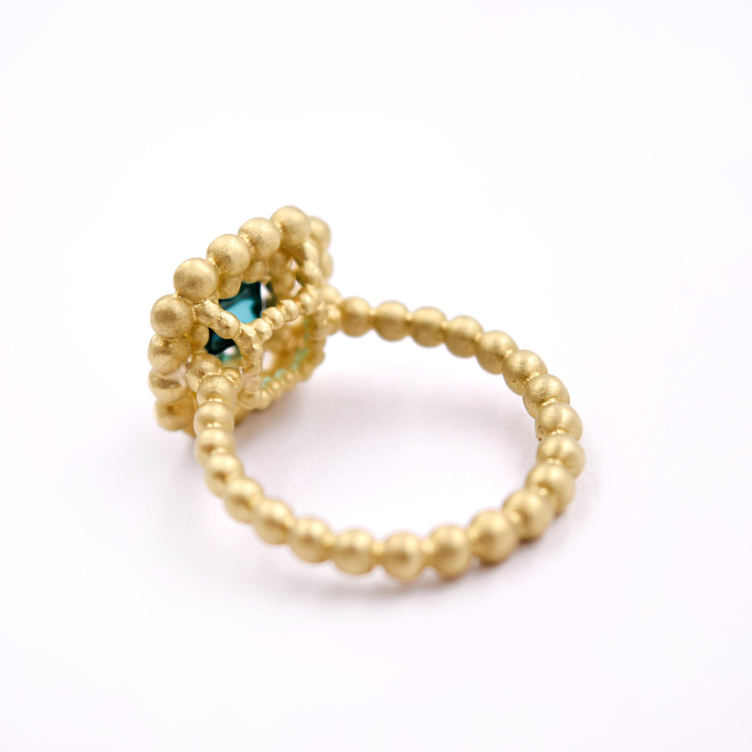 Women's 0.7 Carat Fine Green Tourmaline 0.28 Carat White Diamond Ring in 18 Karat Gold For Sale