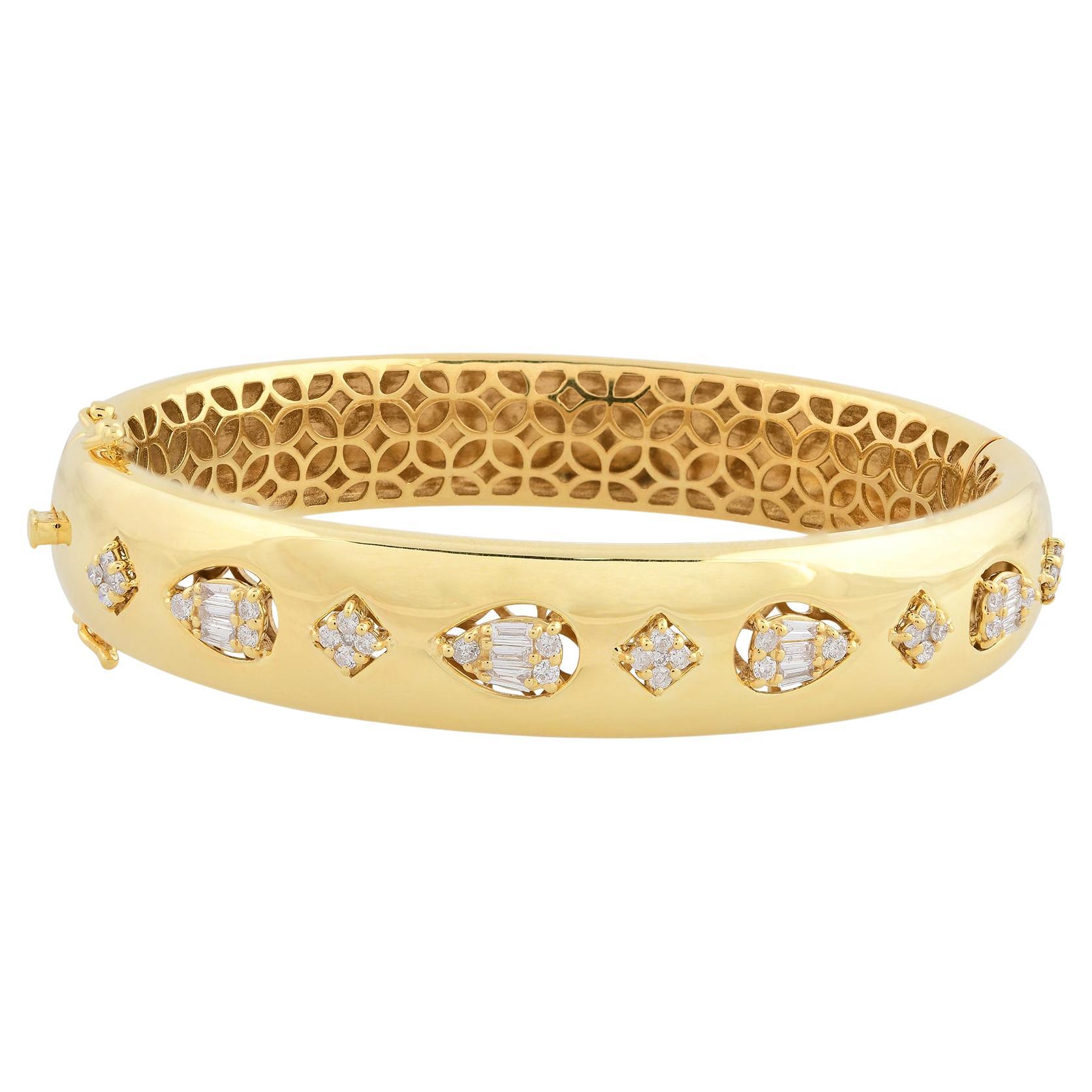 0.70 Carat Baguette Diamond Bangle Bracelet 18 Karat Yellow Gold Fine Jewelry For Sale