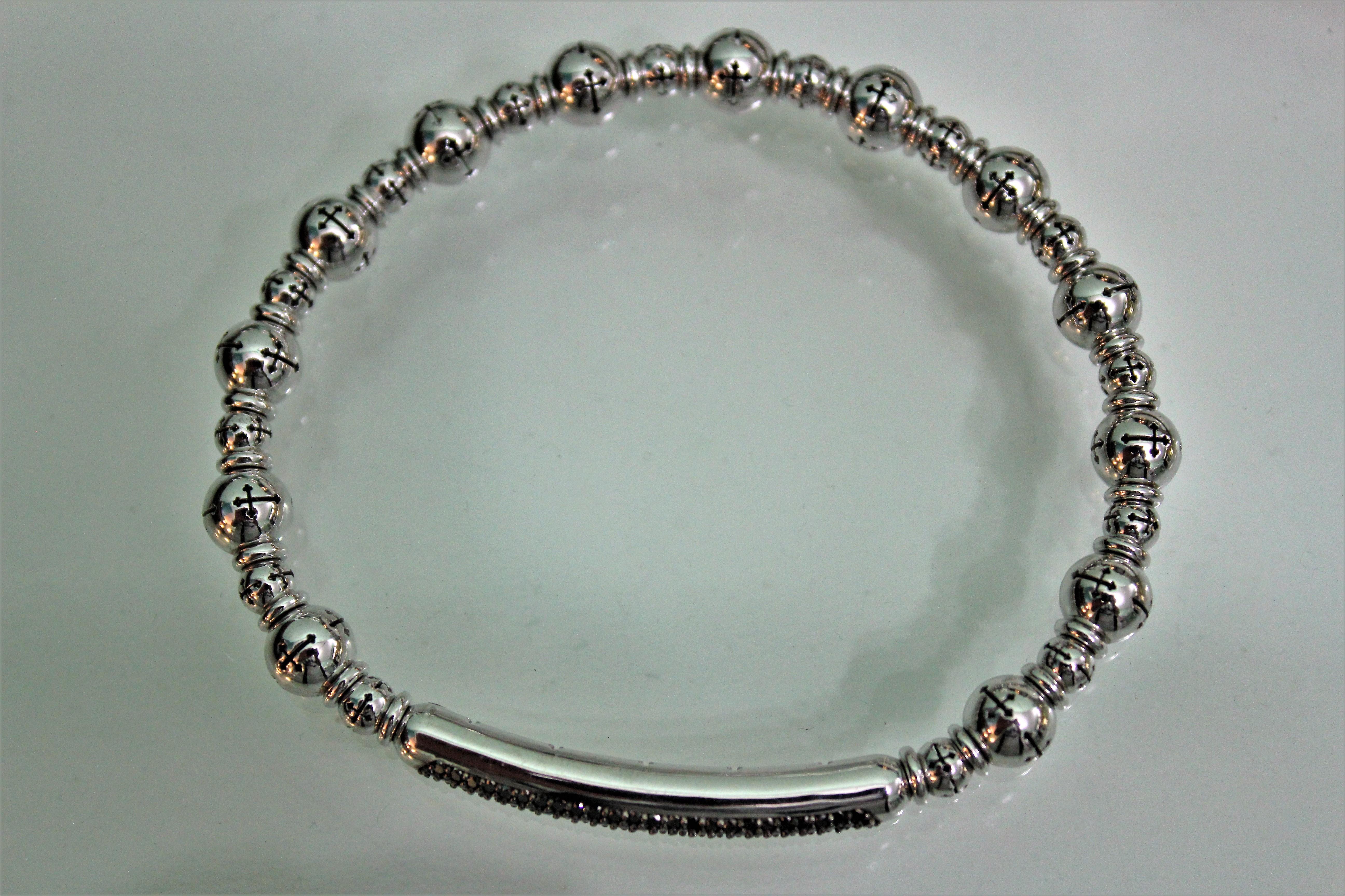 0.70 Carat Black Diamonds White 18 Karat Gold Beaded Bracelet Titanium Spring For Sale 4