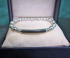 0.70 Carat Black Diamonds White 18 Karat Gold Beaded Bracelet Titanium Spring