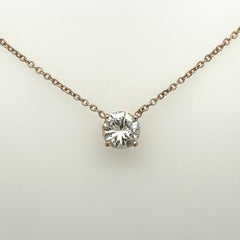 Ciondolo con diamante da 0,70 carati in oro giallo 14K