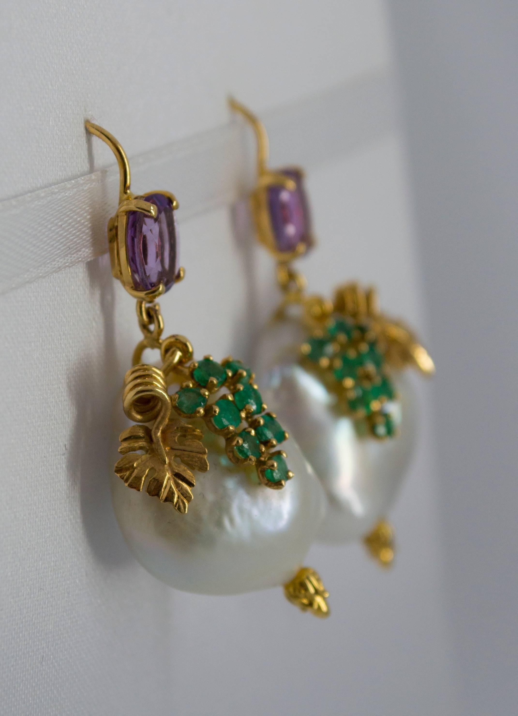 Women's or Men's 0.70 Carat Emerald Amethyst Pearl Yellow Gold Earrings