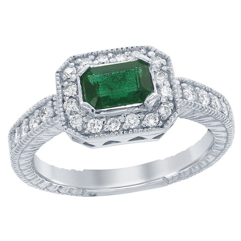 Bague en or blanc 14 carats avec diamants et émeraude taillée en émeraude de 0,70 carat