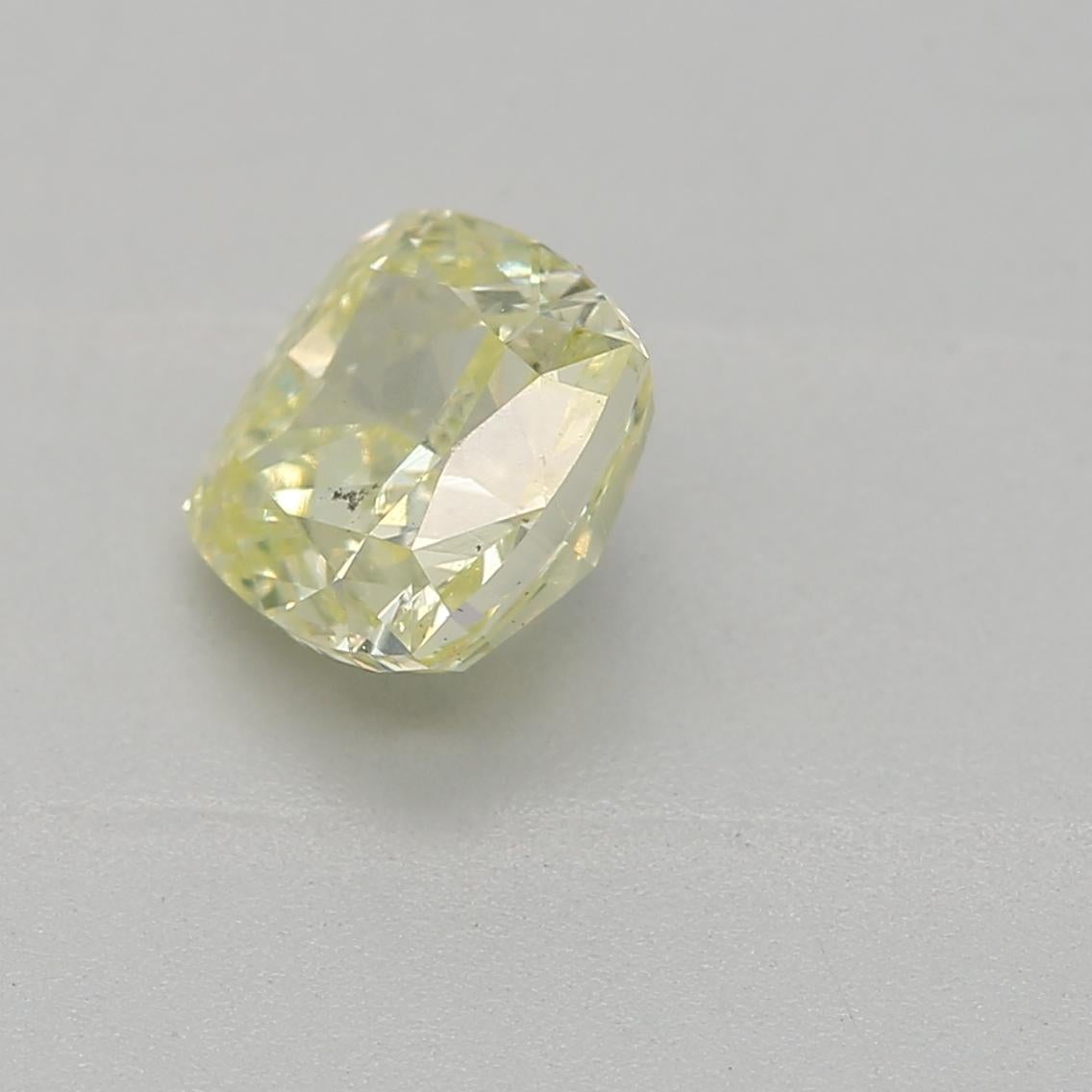 ***100% NATURAL FANCY COLOUR DIAMOND***

✪ Diamond Details ✪

➛ Shape: cushion
➛ Colour Grade: Fancy Green Yellow
➛ Carat: 0.70
➛ Clarity: si1
➛ GIA Certified 

^FEATURES OF THE DIAMOND^

Our 0.70 carat diamond is a relatively small diamond in terms