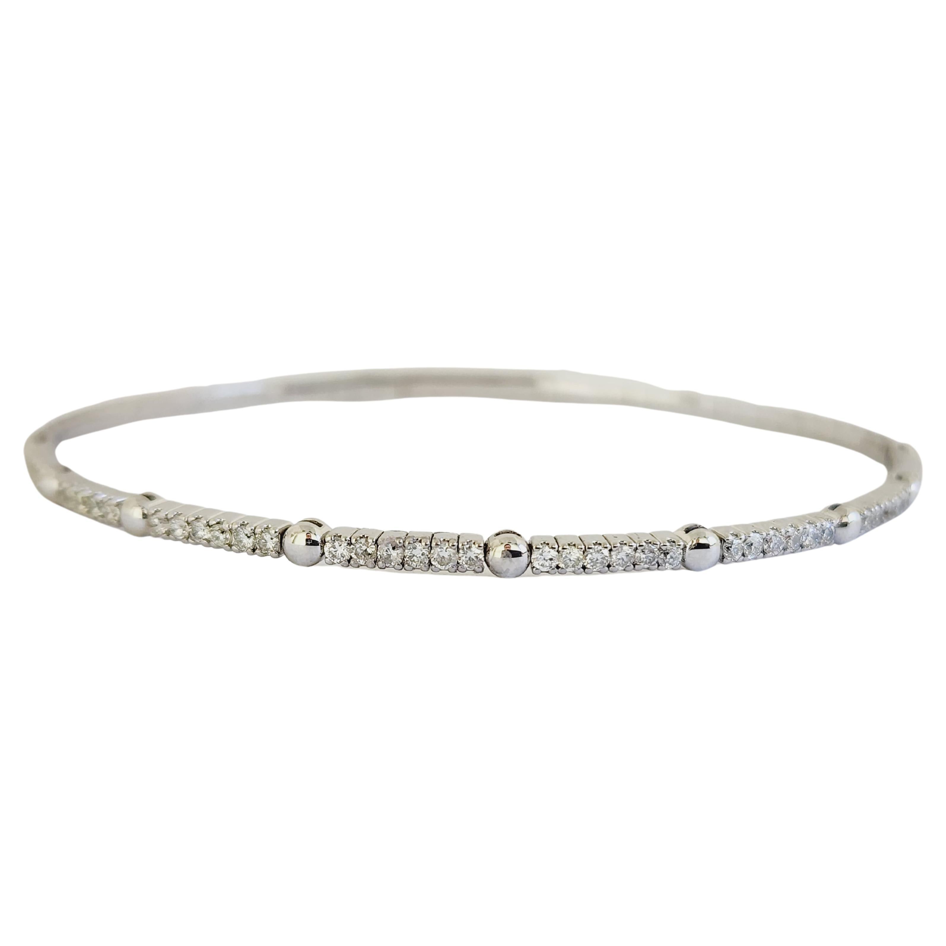 0.75 Carat Flexible Bangle White Gold 14 Karat Bracelet For Sale at 1stDibs
