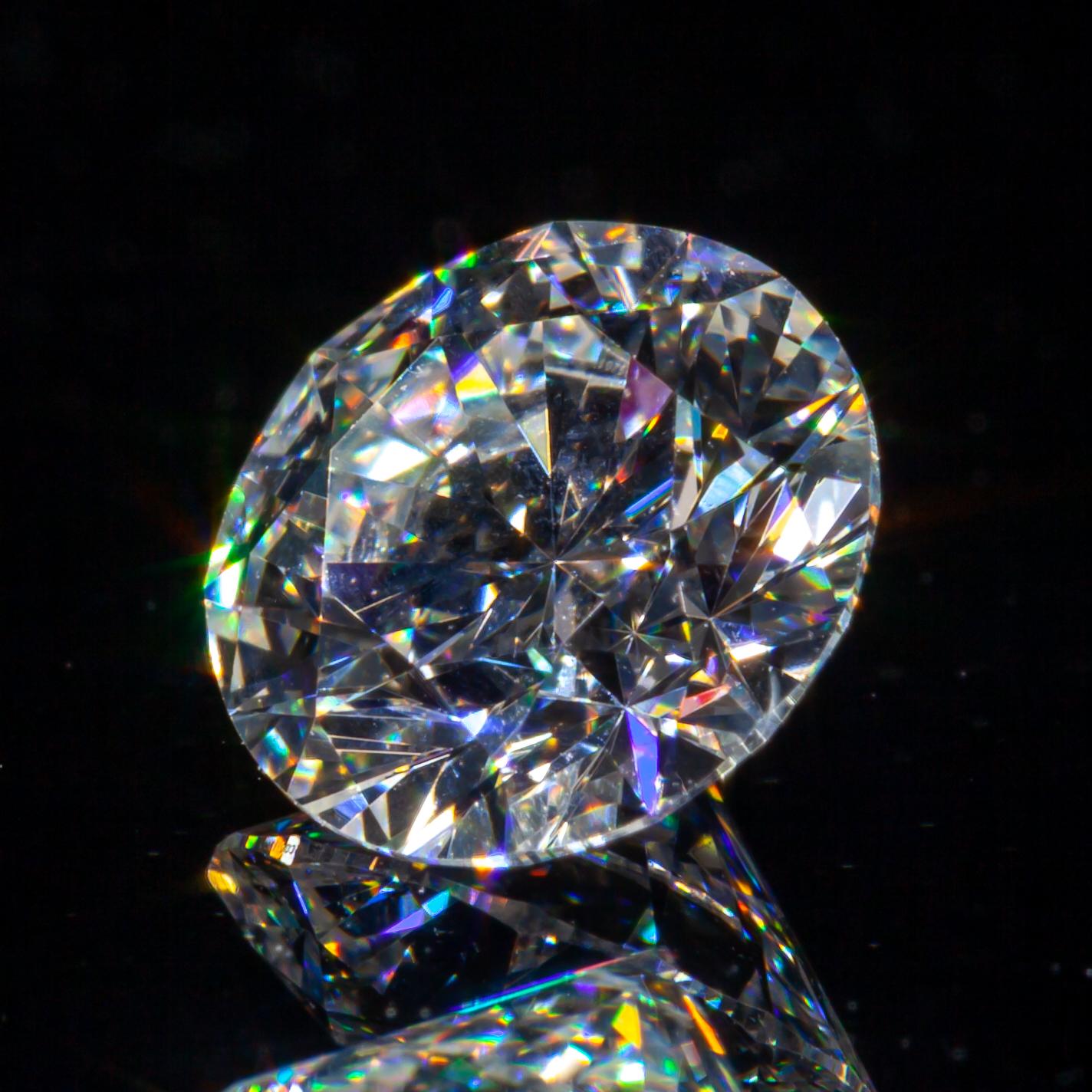 0.70 Carat Loose E / VS2 Round Brilliant Cut Diamond GIA Certified

Diamond General Info
GIA Report Number: 6187452729
Diamond Cut: Round Brilliant
Measurements: 5.79  x  5.77  -  3.49 mm

Diamond Grading Results
Carat Weight:0.70
Color Grade: