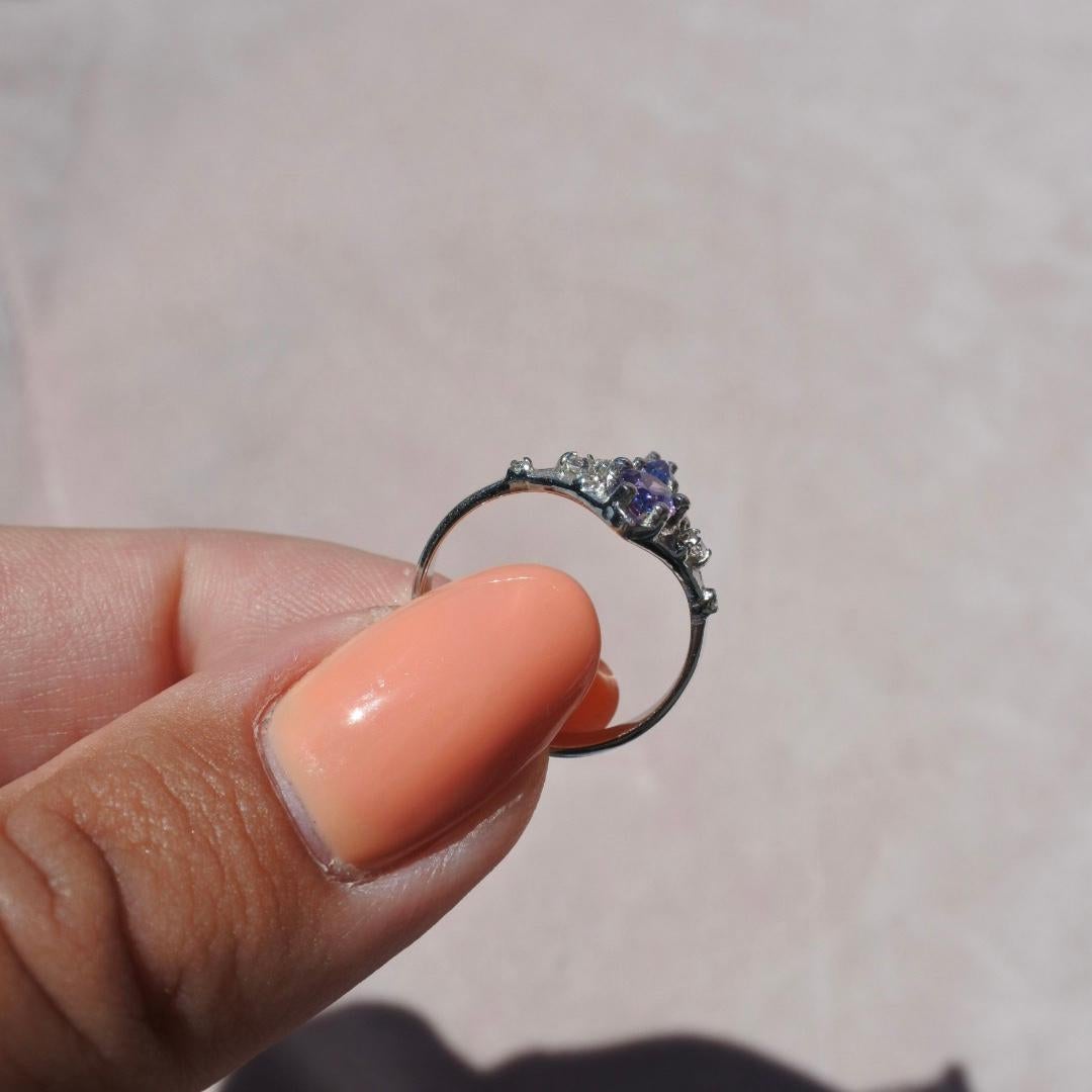 0.70 Carat Natural Lilac Sapphire and Real Diamonds Ring in 14K White Gold In New Condition For Sale In Ramatgan, IL