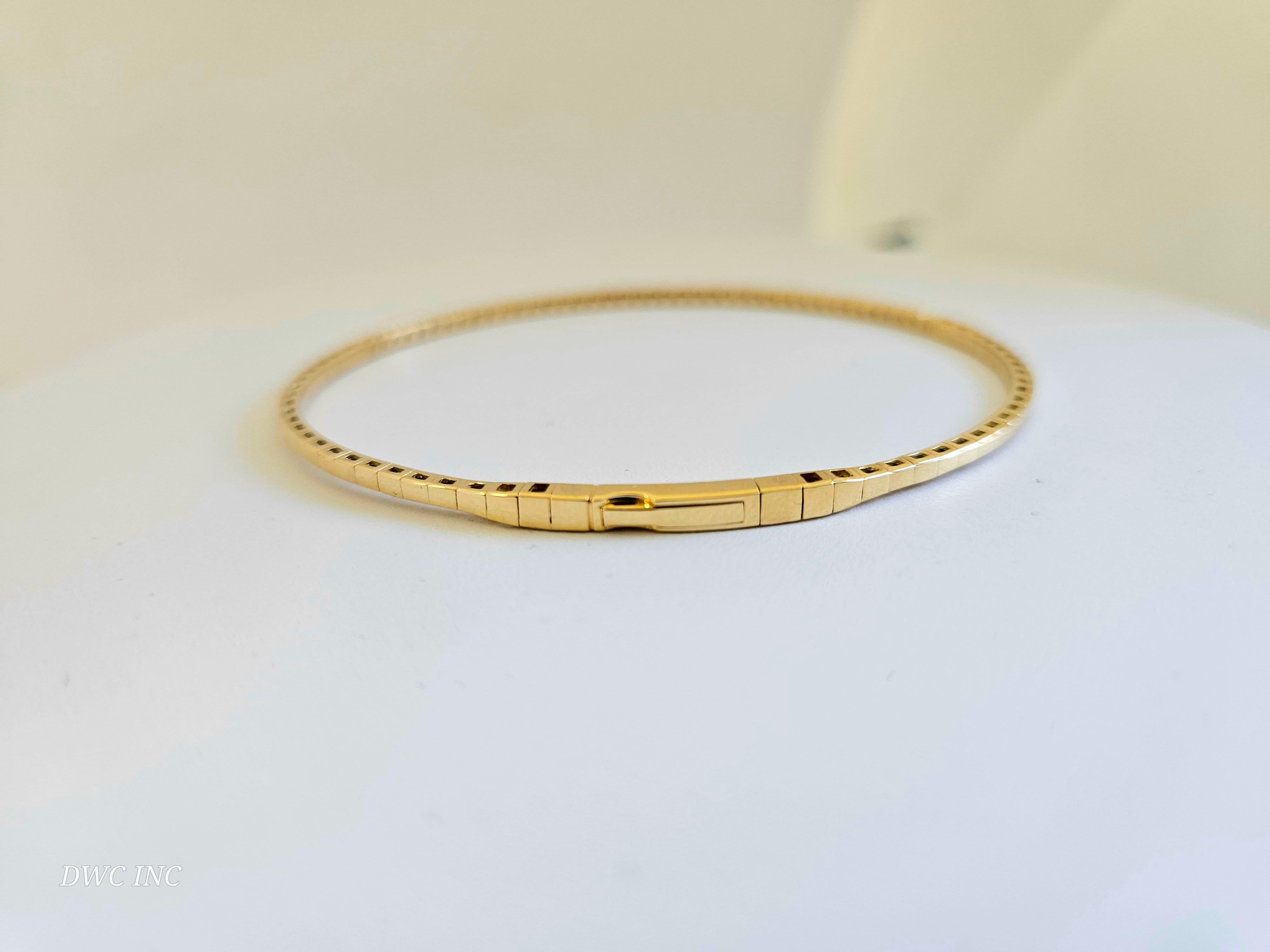 Women's or Men's 0.70 Carat Round Brilliant Cut Diamond Mini bangle Bracelet 14 Karat Yellow Gold For Sale