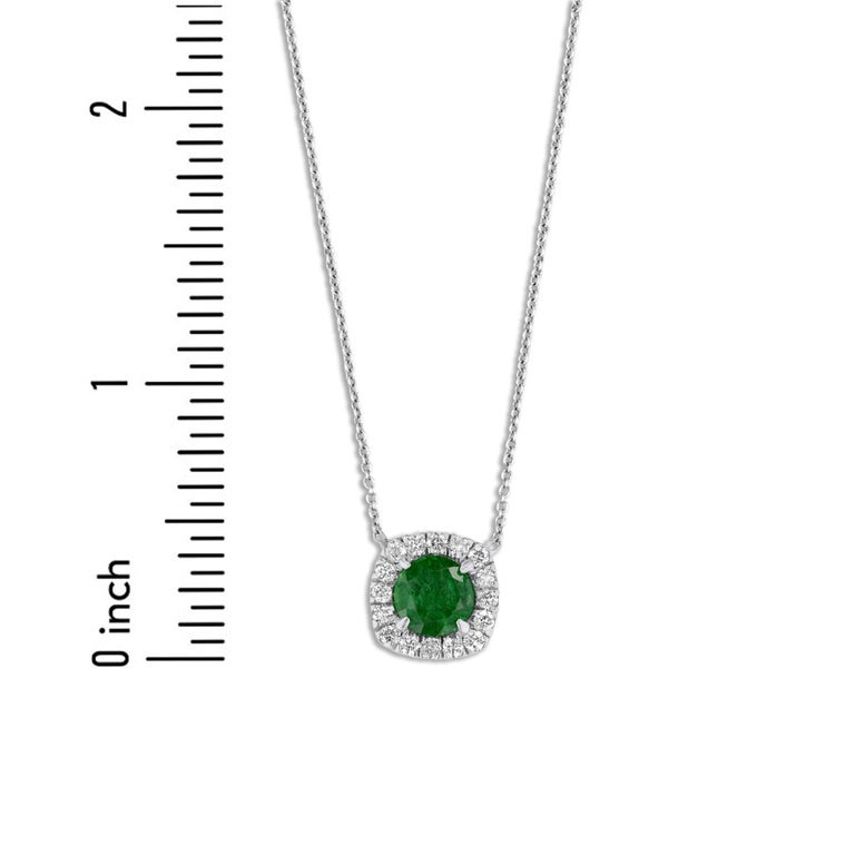 0.70 Carat Round Cut Emerald Pendant in Diamond Halo in 14k White Gold In New Condition For Sale In New York, NY