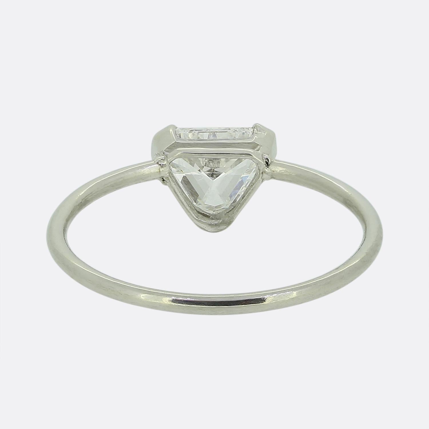 Anello solitario con diamante brillante da 0,70 carati In condizioni buone in vendita a London, GB