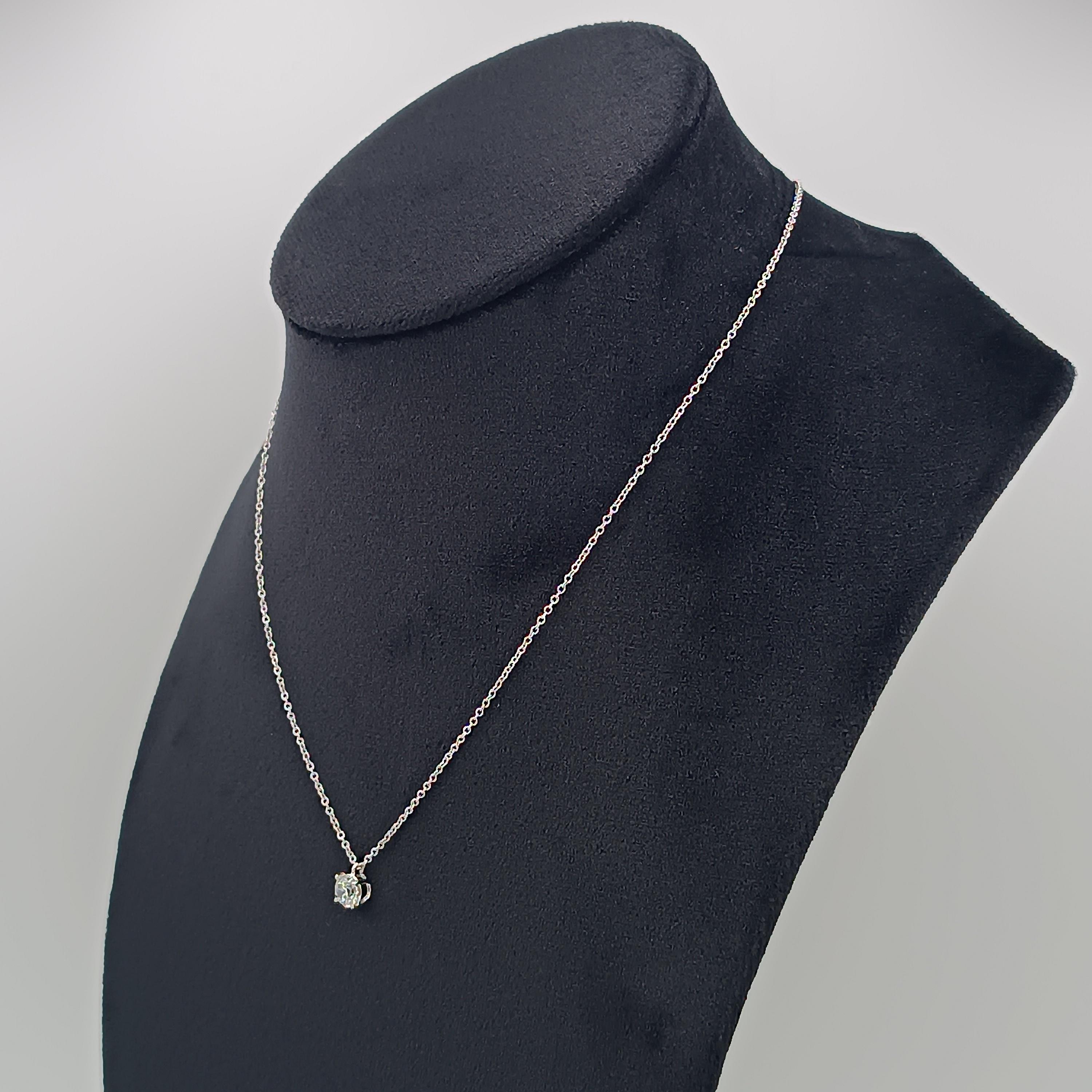 Contemporary 0.70 Carat VS G Color Stud Pendant White Gold Necklace For Sale