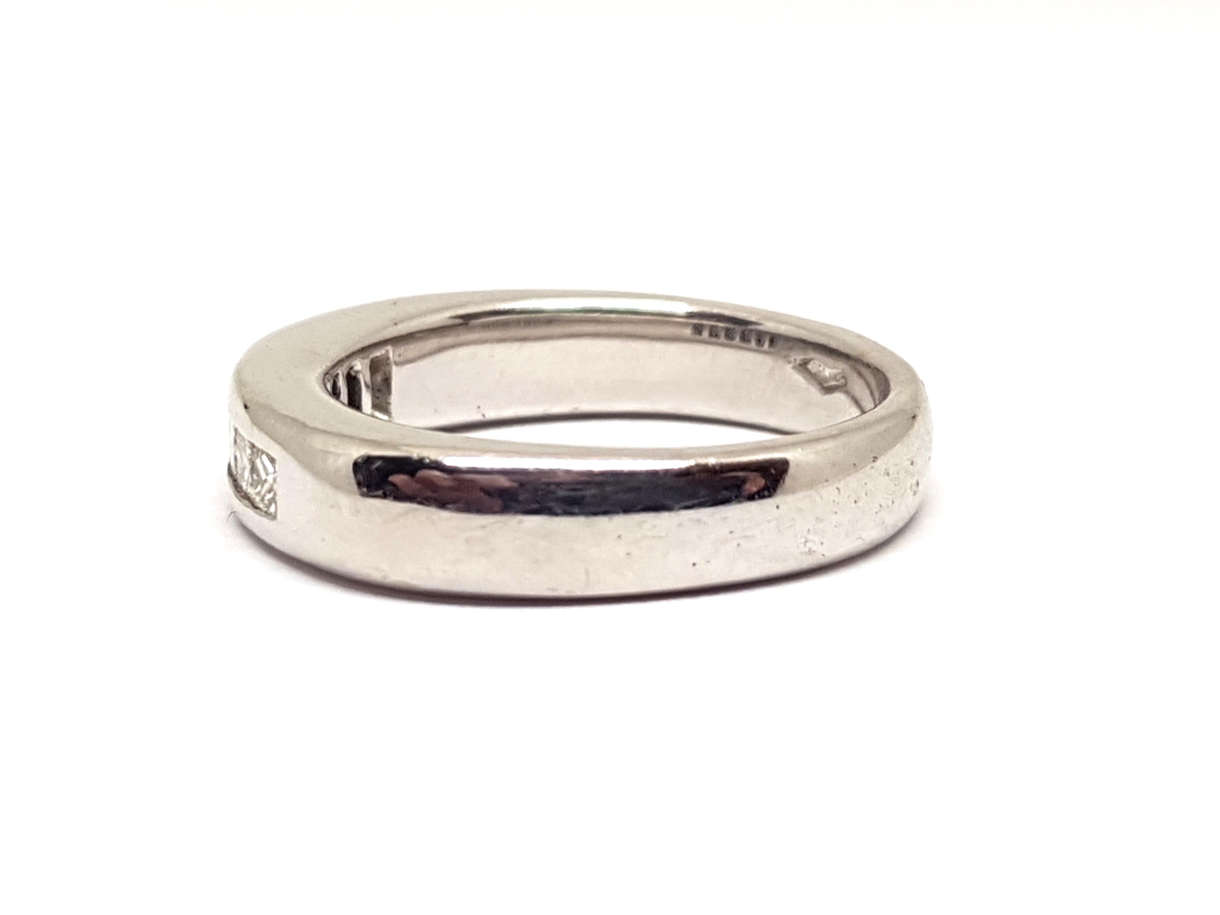 0.70 Carat White Gold Diamond Memory Eternity Ring For Sale 1
