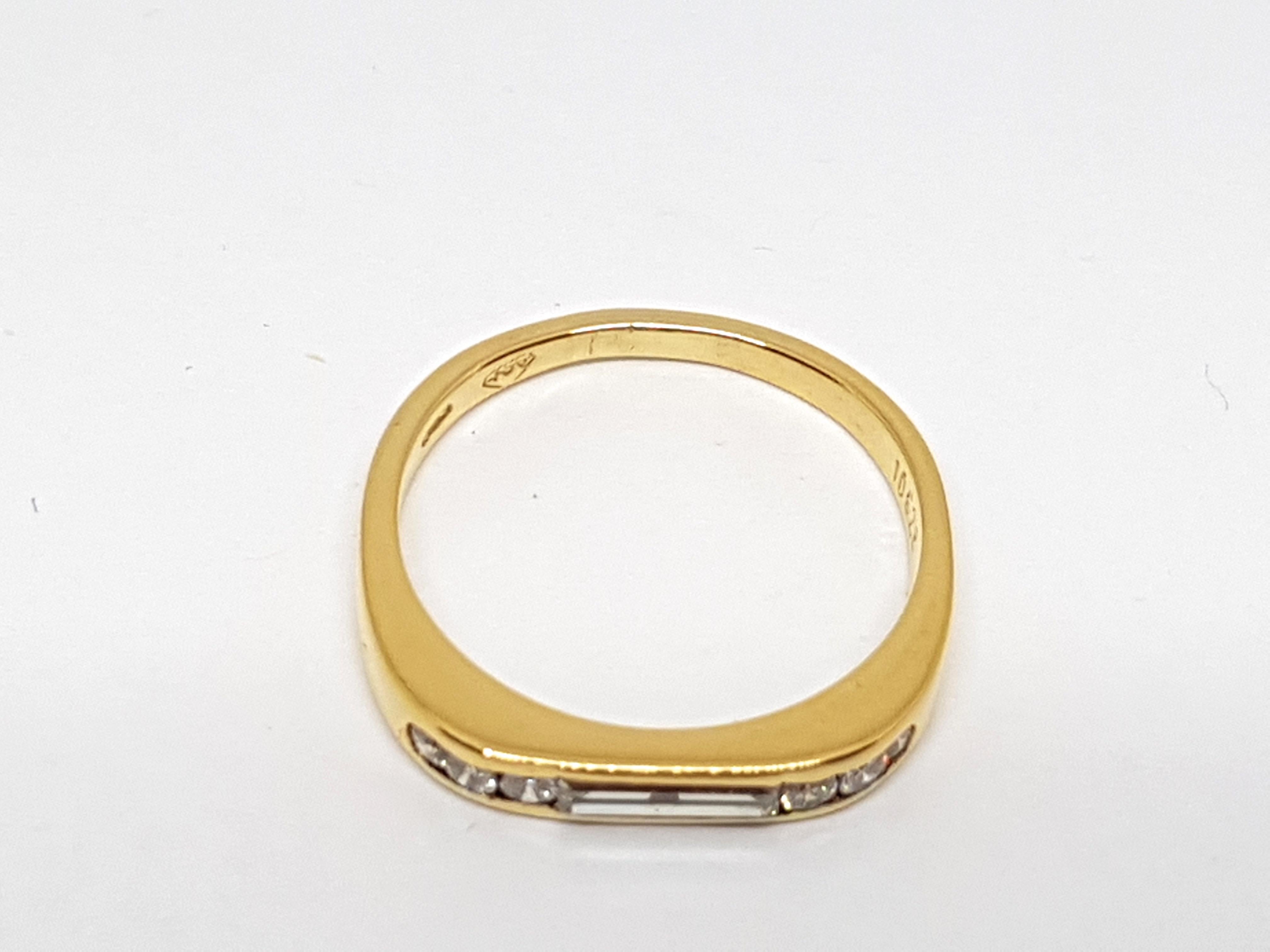 Round Cut 0.70 Carat Yellow Gold Diamond Memory Ring