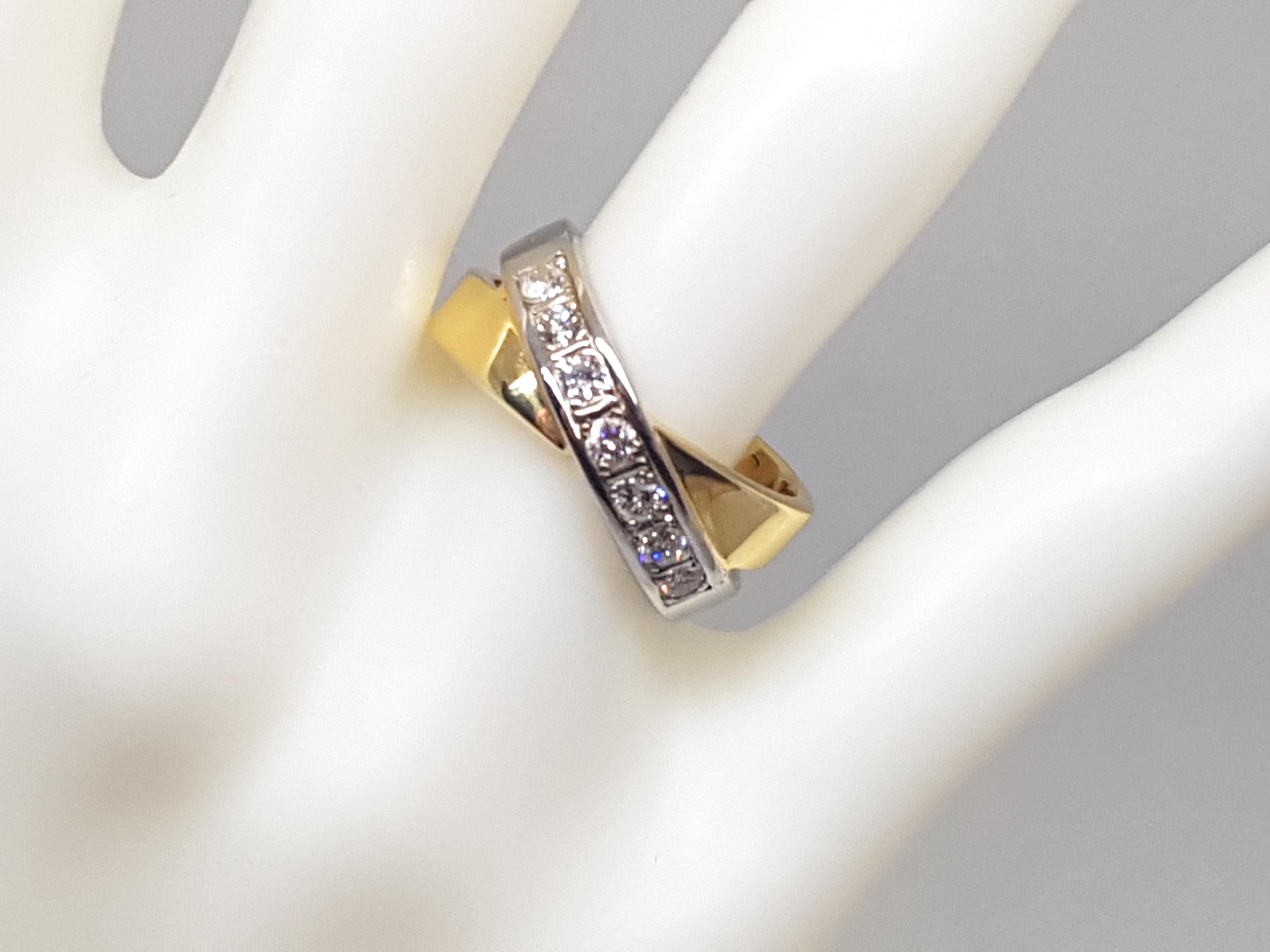 0.70 Carat Yellow White Gold Diamond Ring For Sale 6